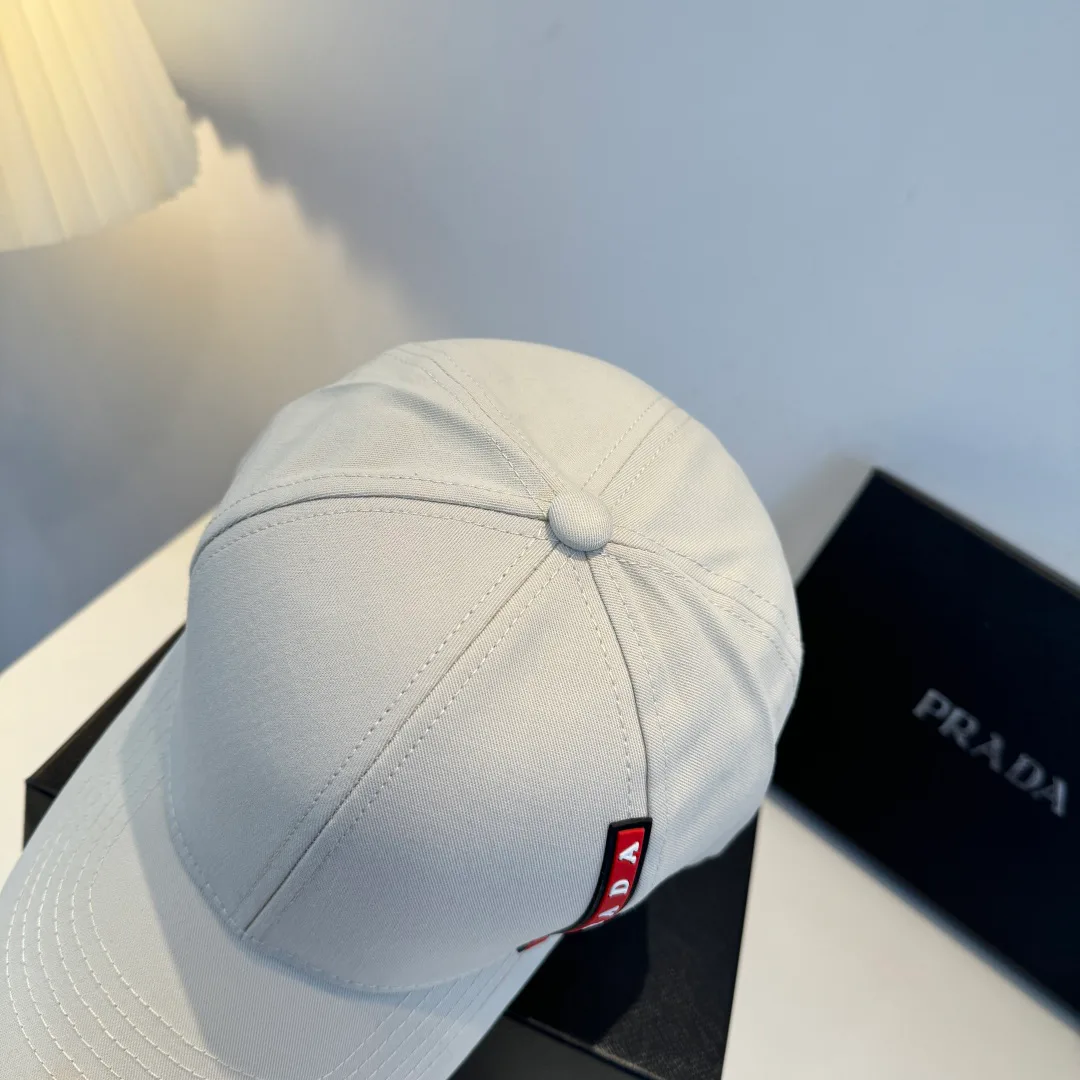 Головные Уборы Prada 12661979