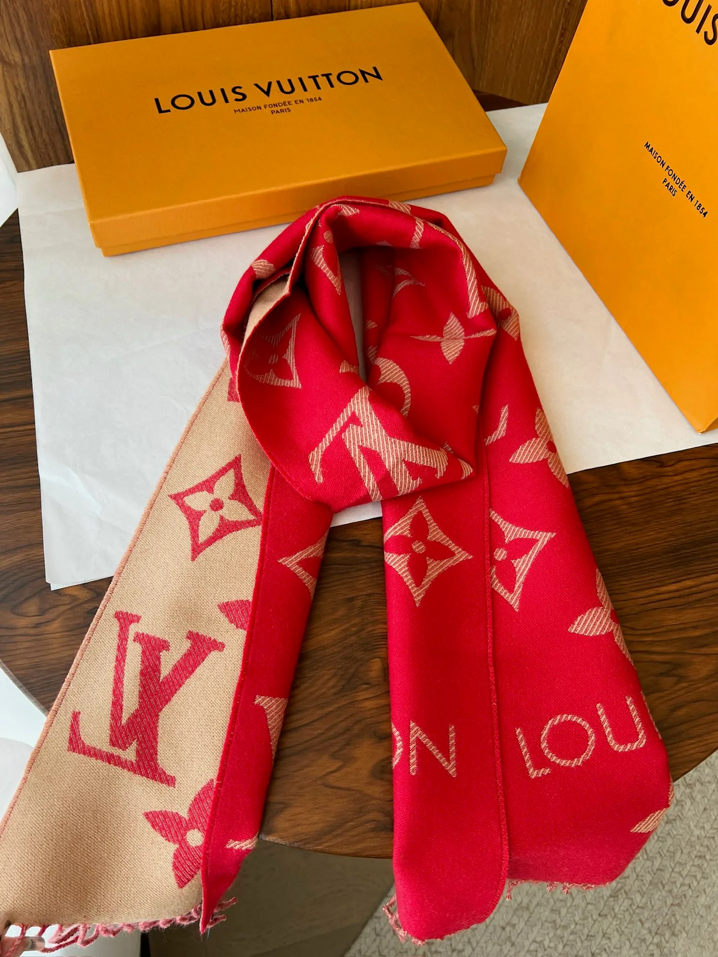 Шарфы Louis Vuitton 1437082