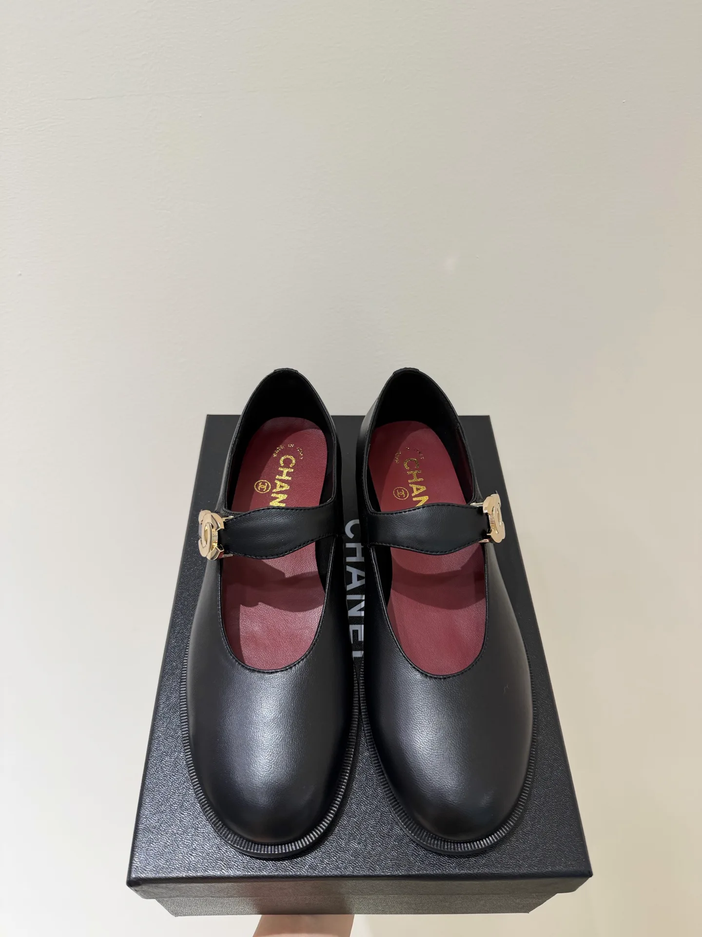 Туфли Женские Chanel 17368746