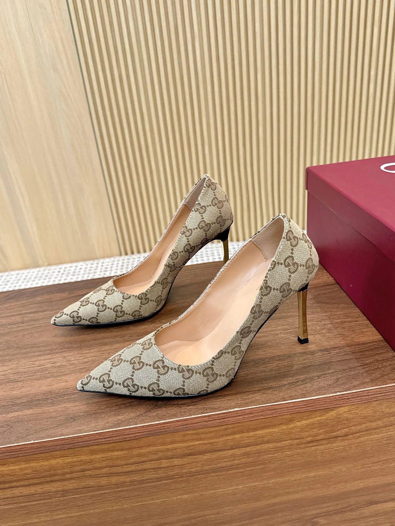Туфли Женские Gucci 13480514