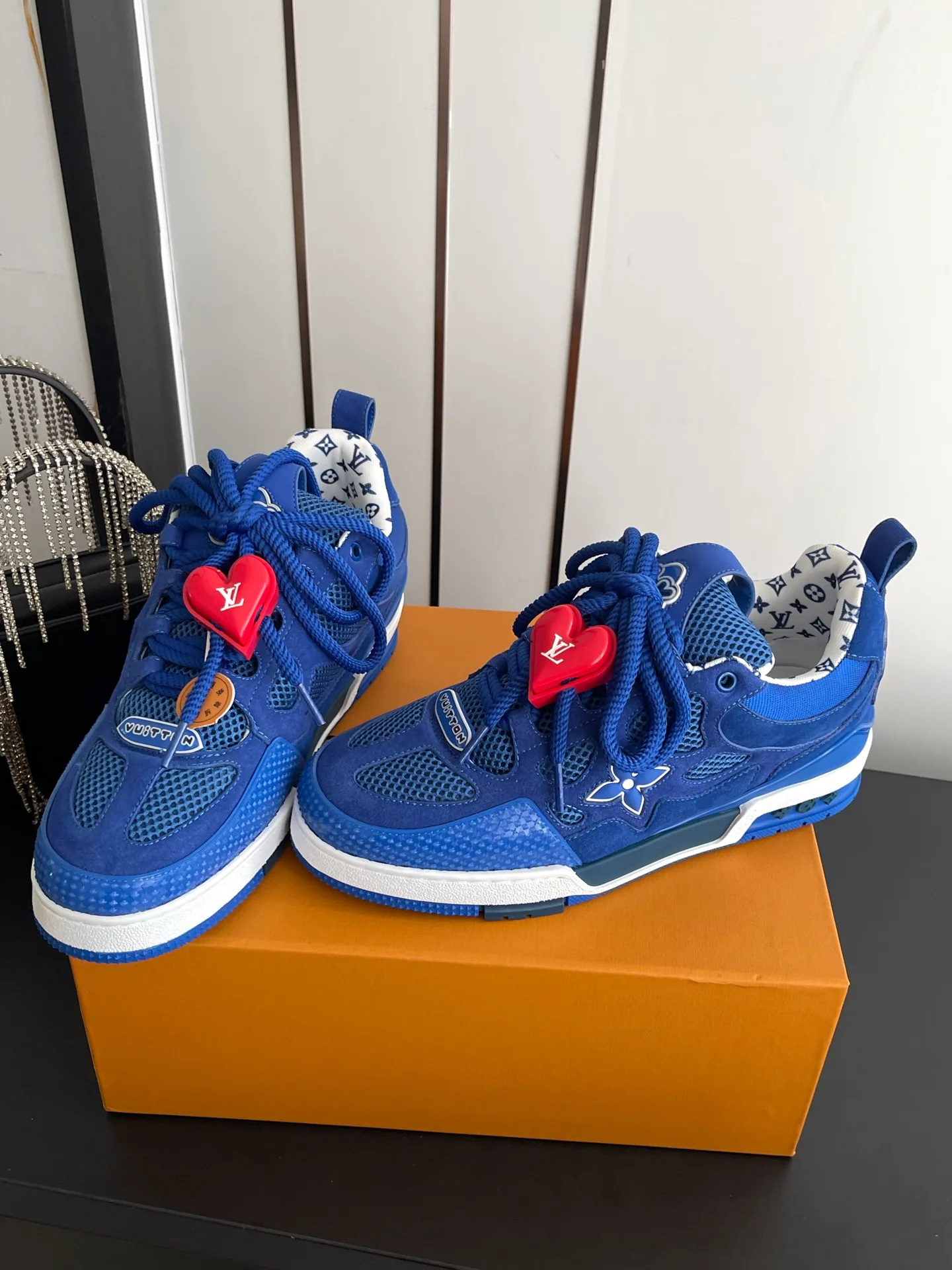 Кроссовки Мужские Louis Vuitton 17554386