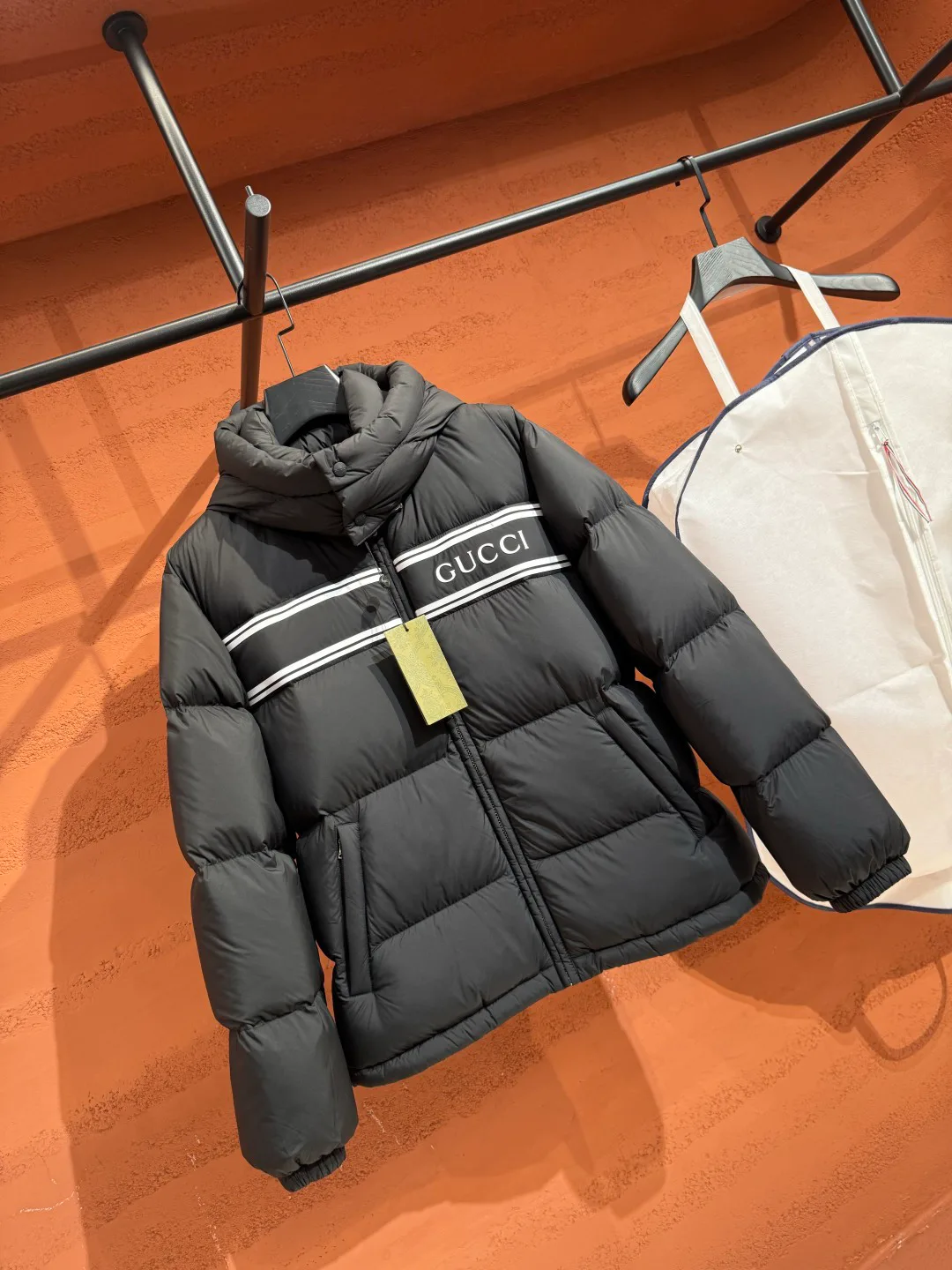 Куртки И Пуховики Женские Gucci 19025197