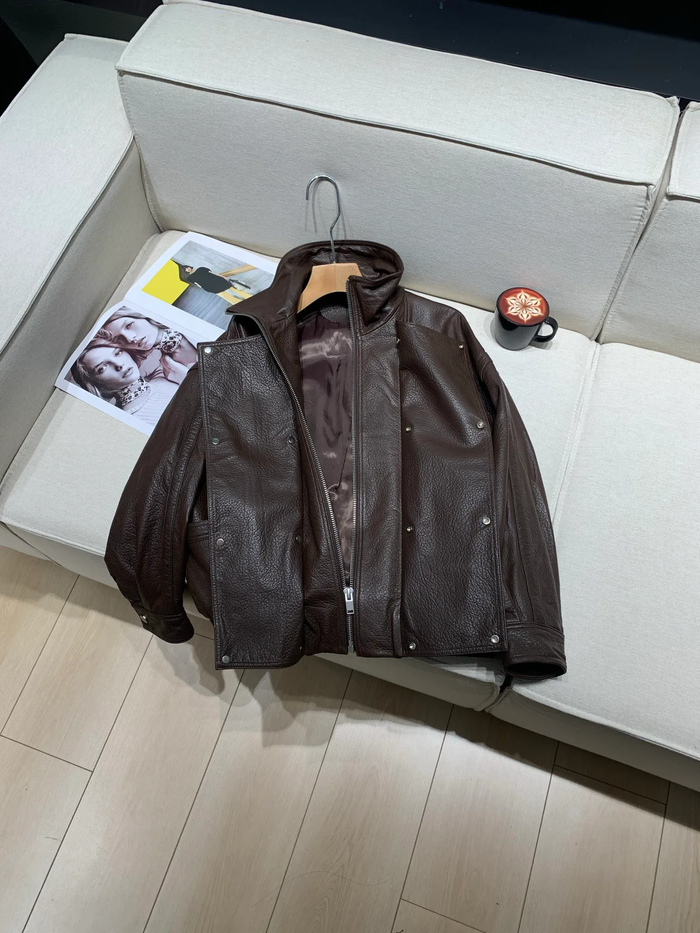 Куртки И Пуховики Женские Saint Laurent 156575