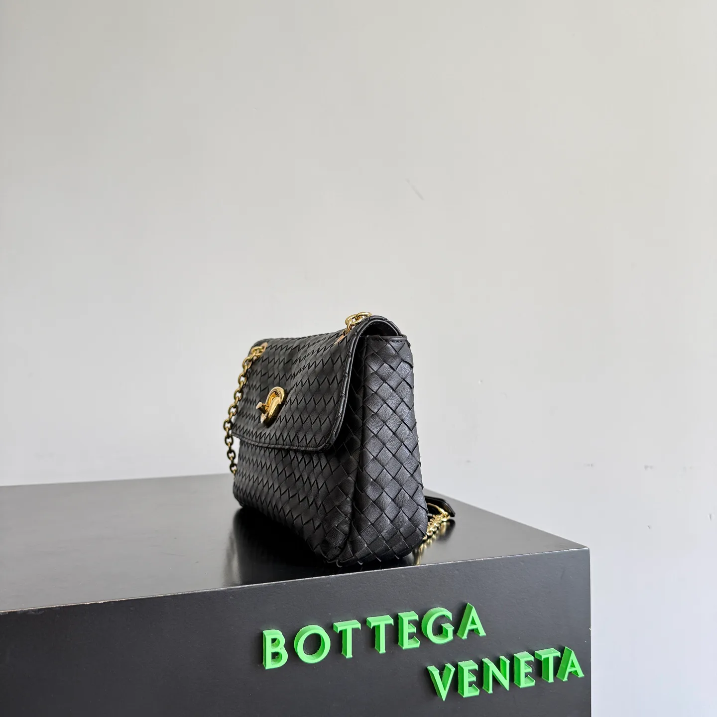 Классические Сумки Женские Bottega Veneta 16953795