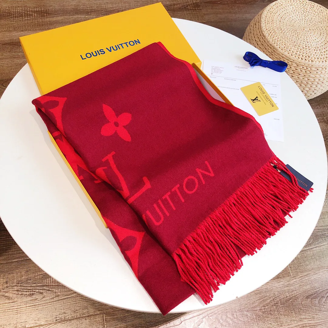Шарфы Louis Vuitton 18105679