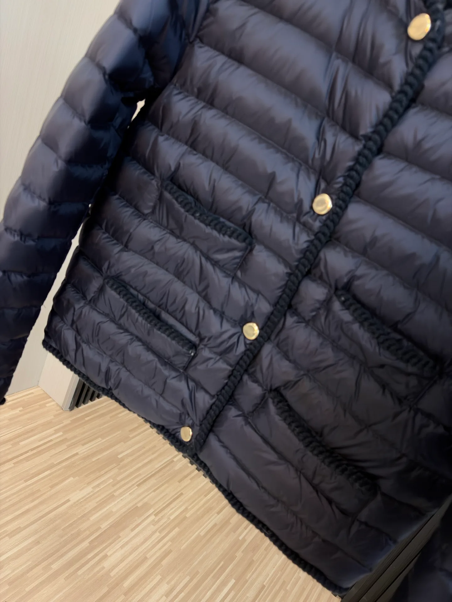 Куртки И Пуховики Женские Moncler 18673354