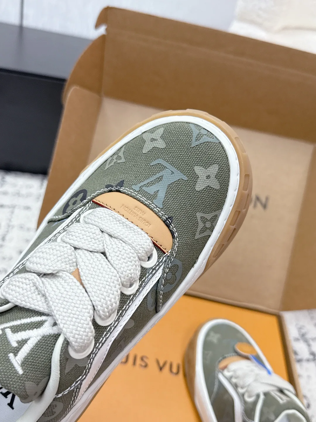 Кеды Мужские Louis Vuitton 2471153