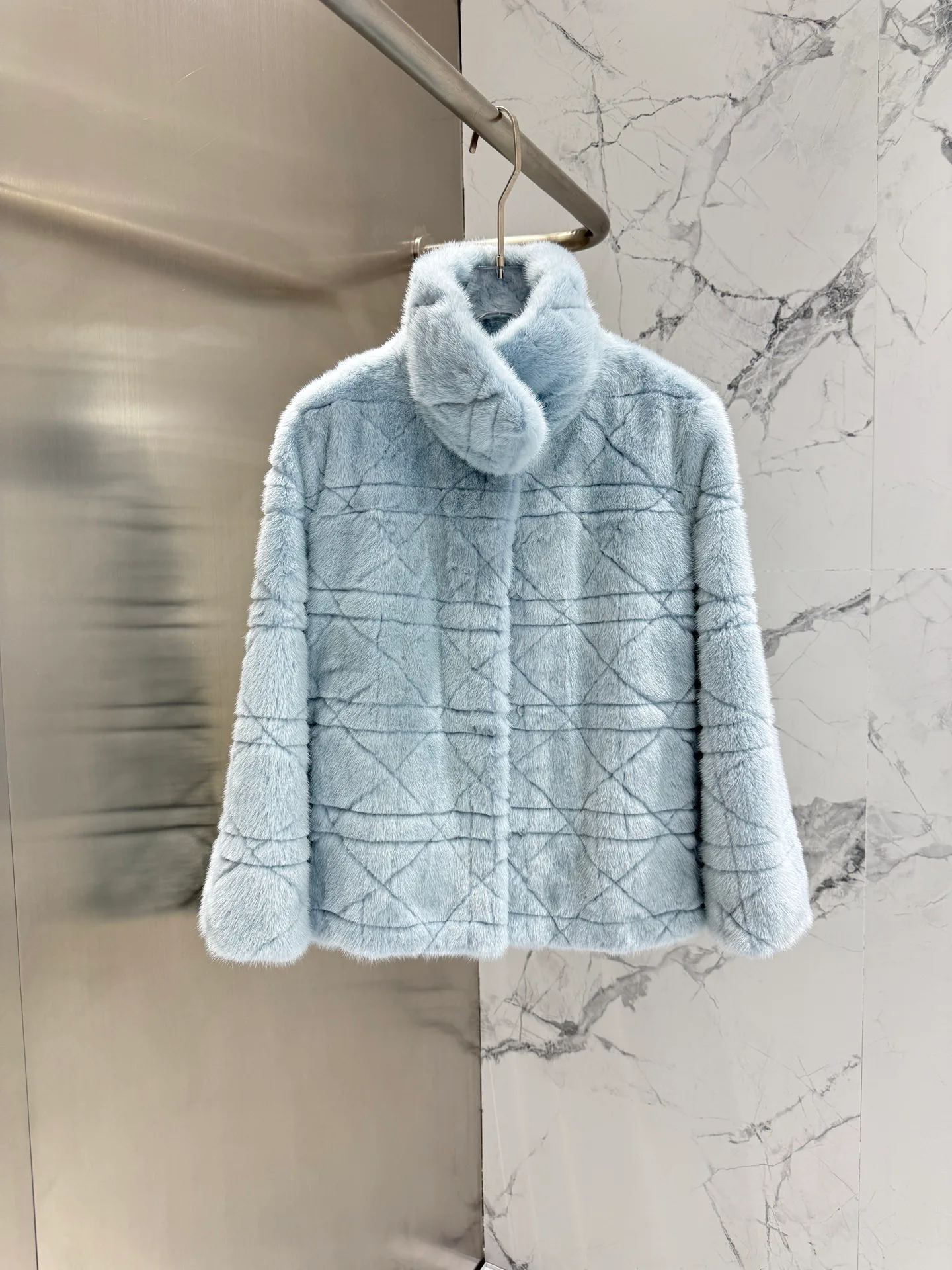 Шубы Женские Christian Dior 1755908