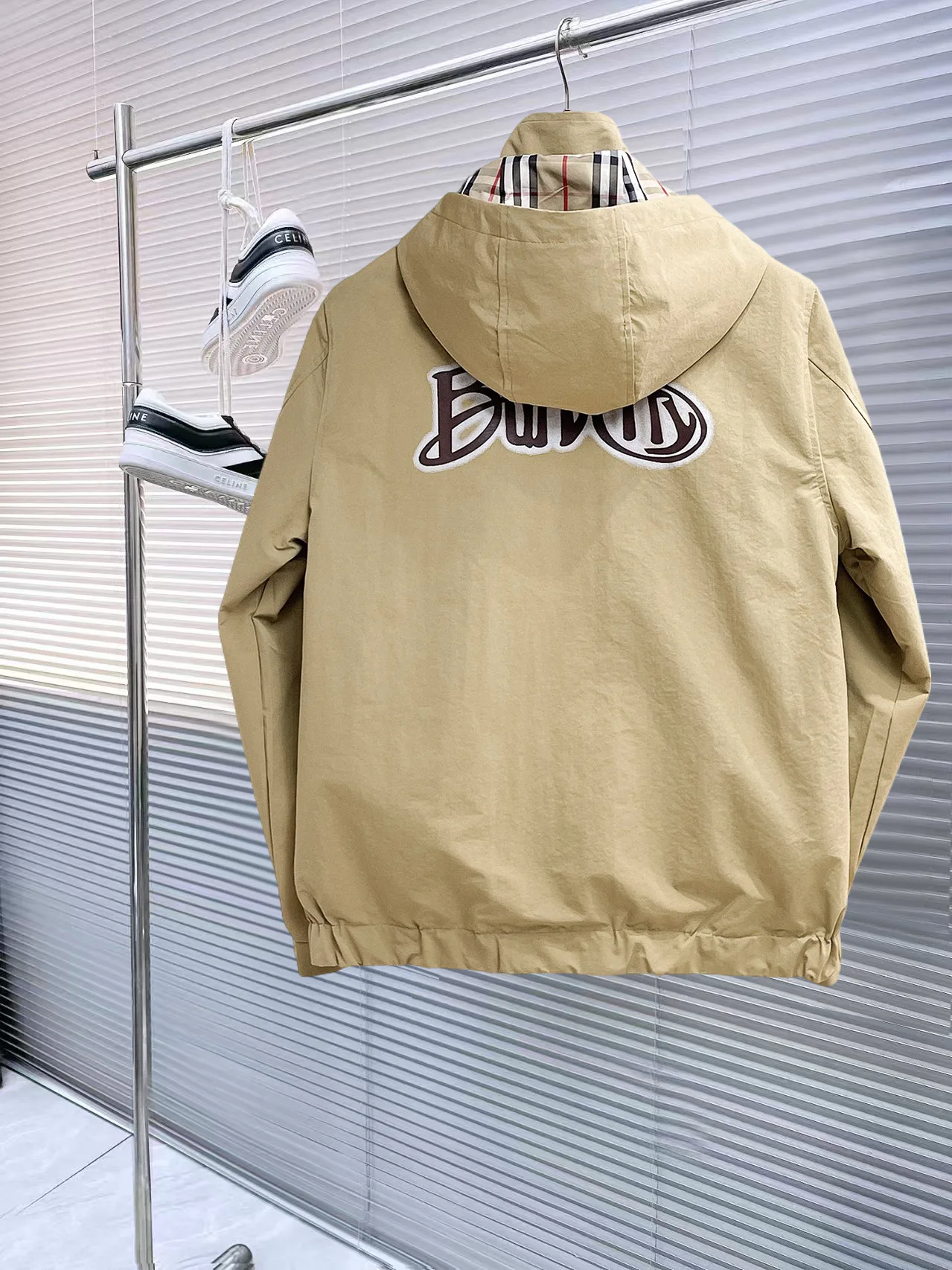 Куртки И Пуховики Мужские Burberry 17924246