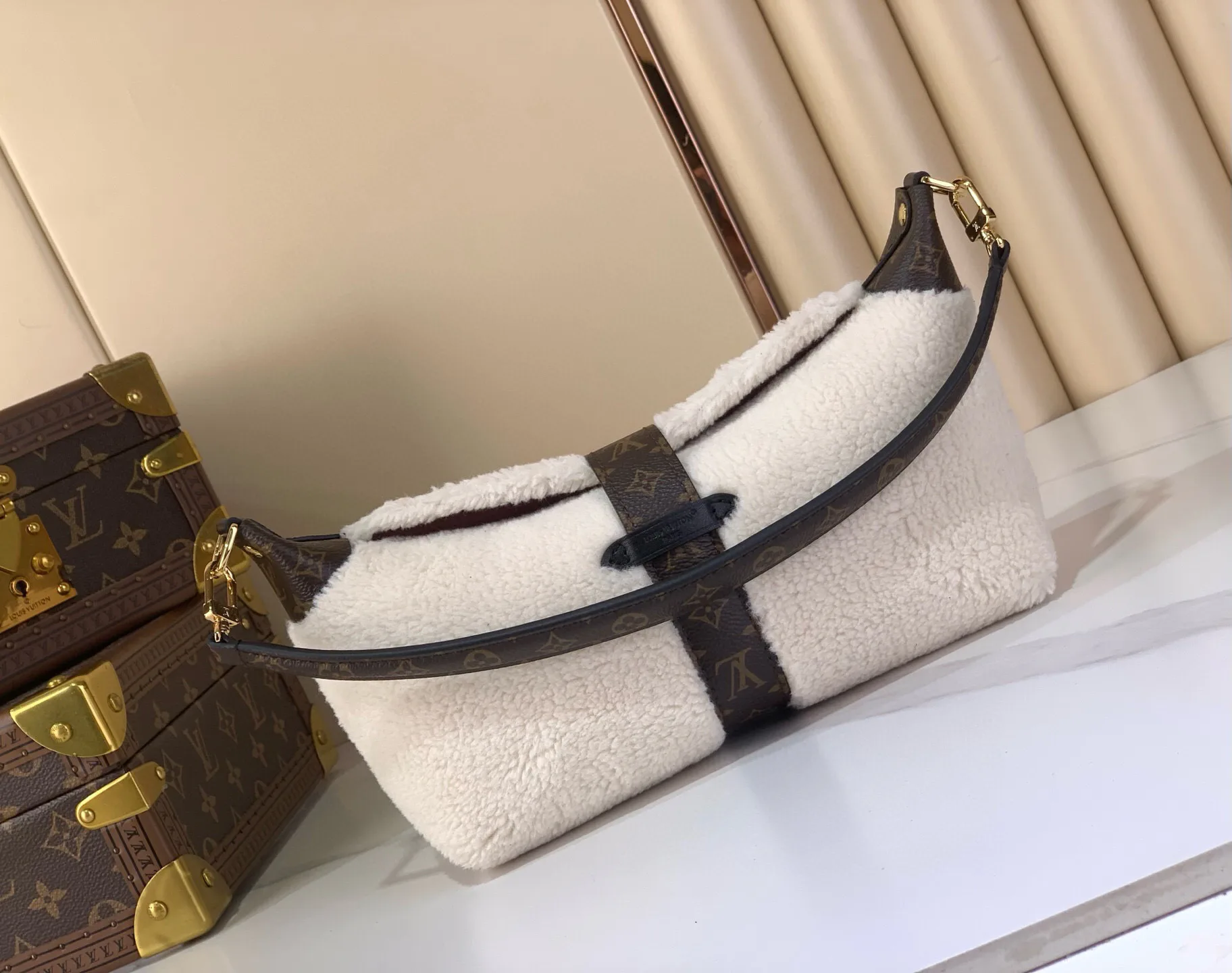 Клатчи Женские Louis Vuitton 290466
