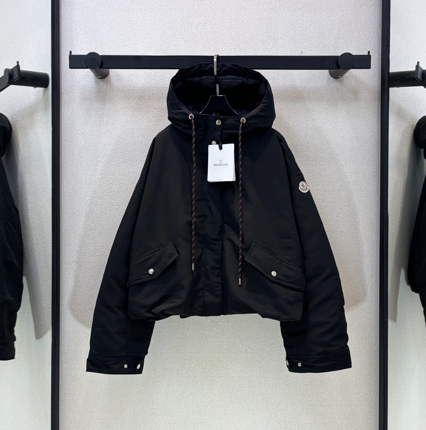 Куртки И Пуховики Женские Moncler 19480504