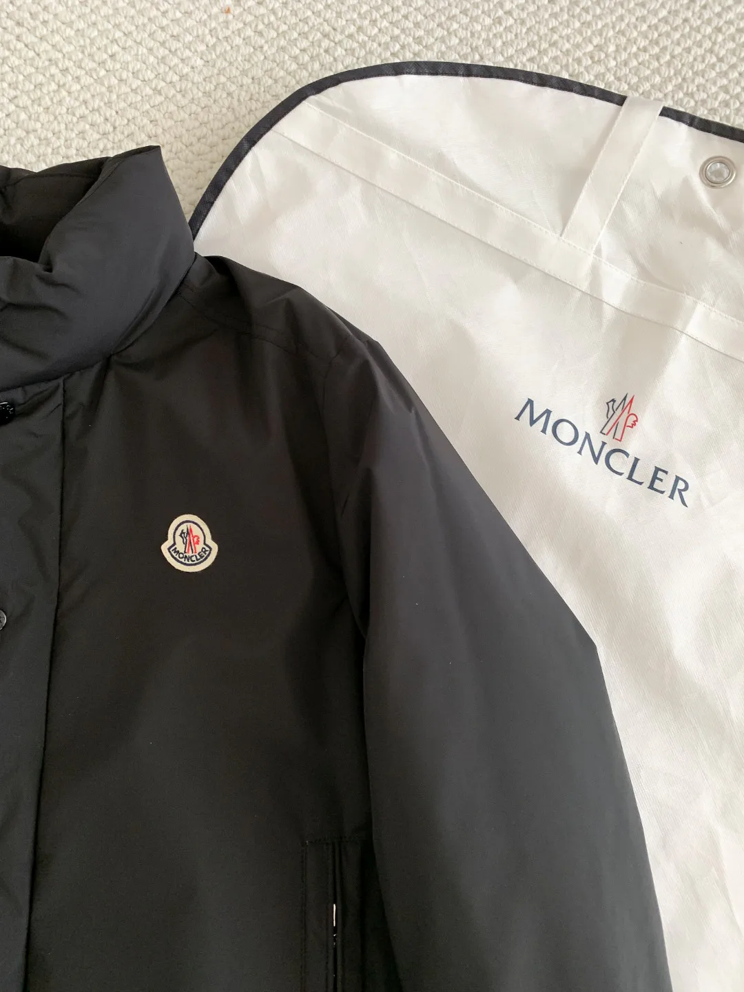 Куртки И Пуховики Мужские Moncler 1270863
