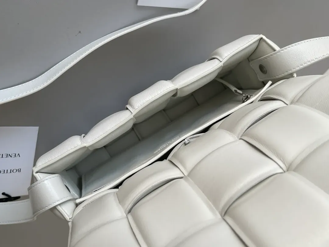 Сумки На Ремне Женские Bottega Veneta 17389