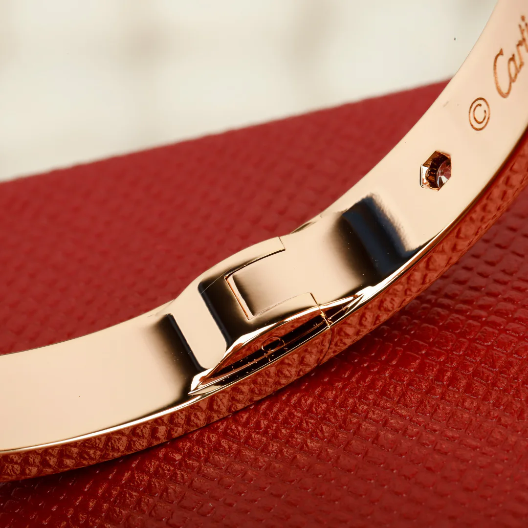 Бижутерия Cartier 17782076