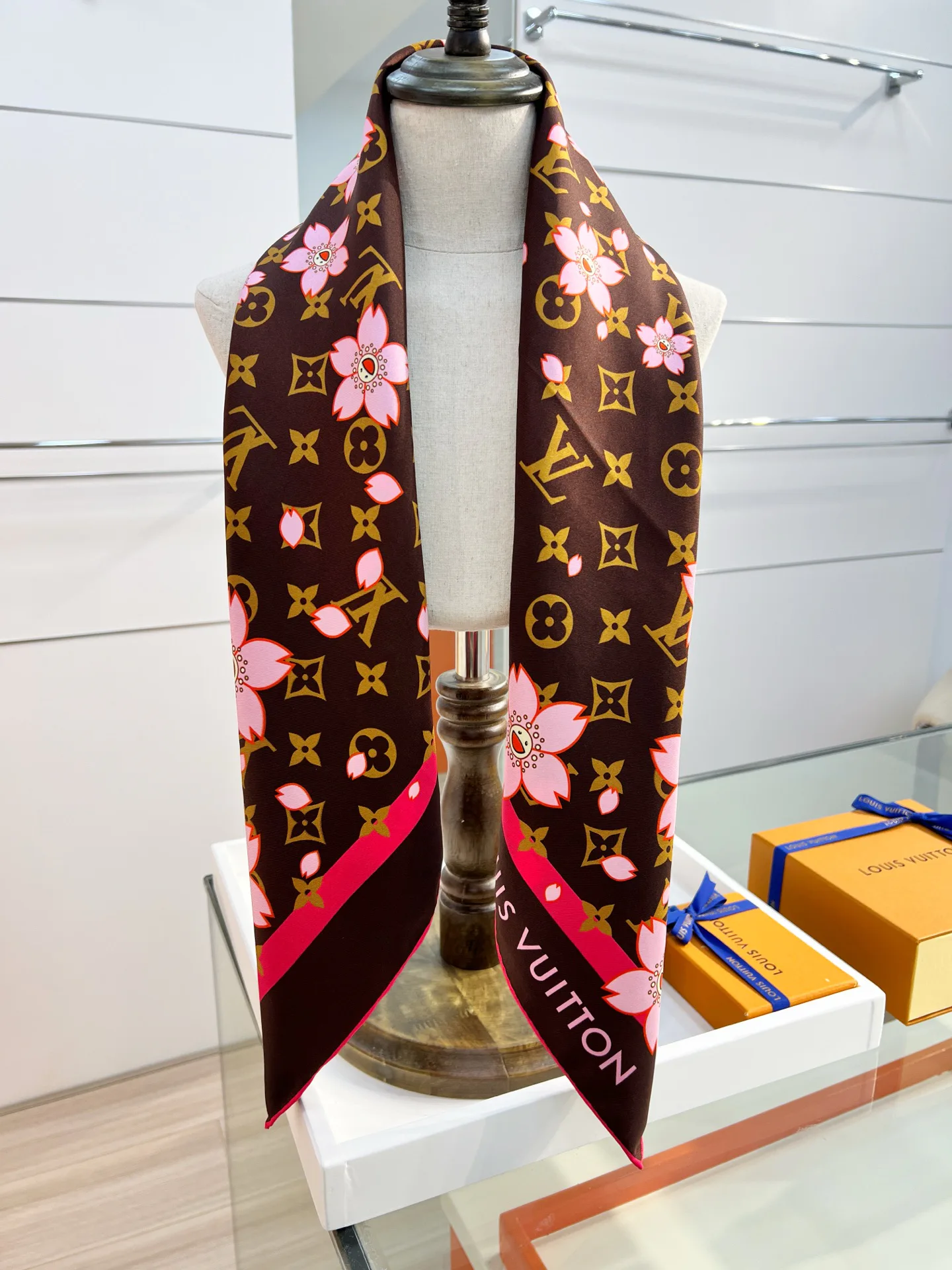 Платки Louis Vuitton 11264305