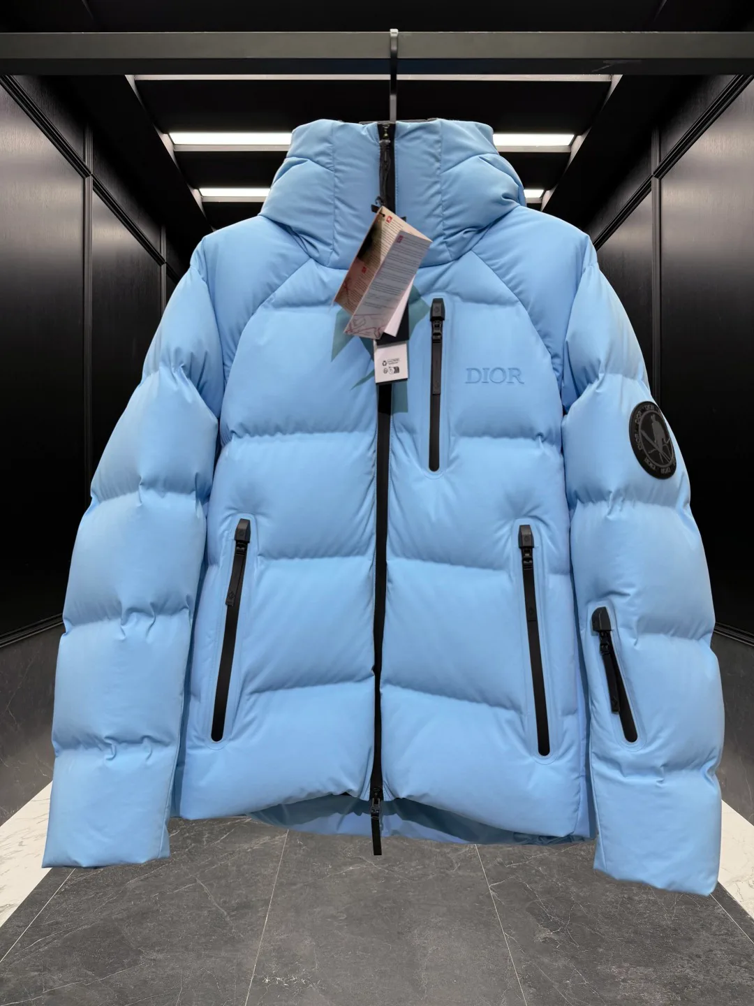 Куртки И Пуховики Женские Christian Dior 18007712