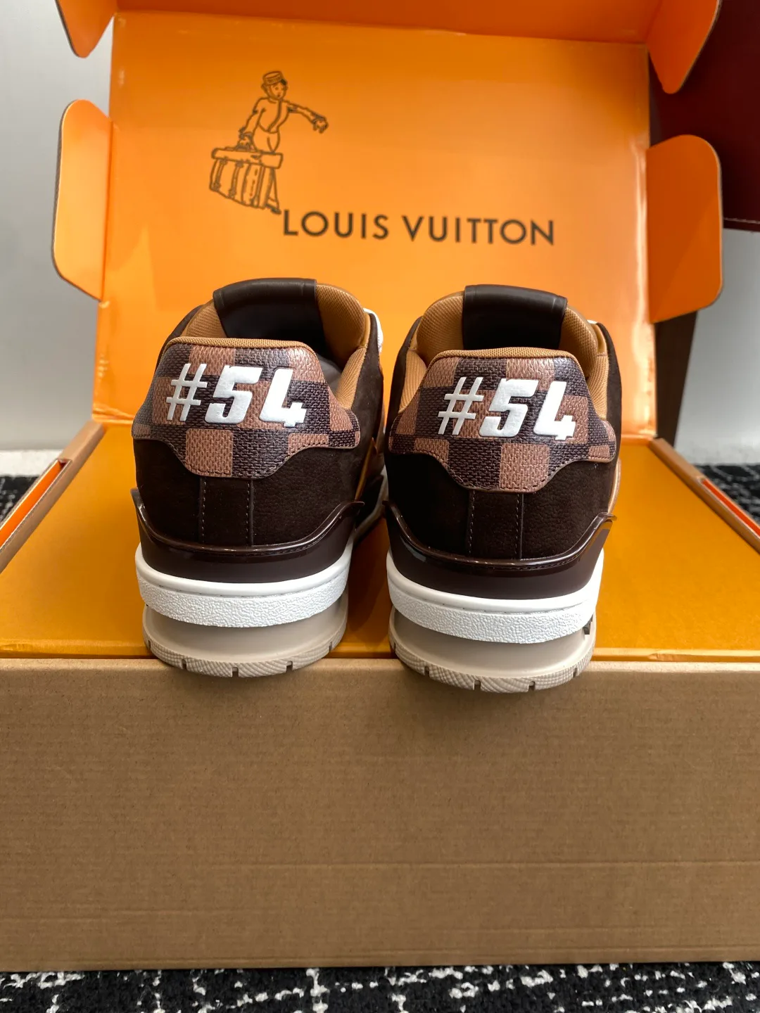 Кроссовки Женские Louis Vuitton 5790800