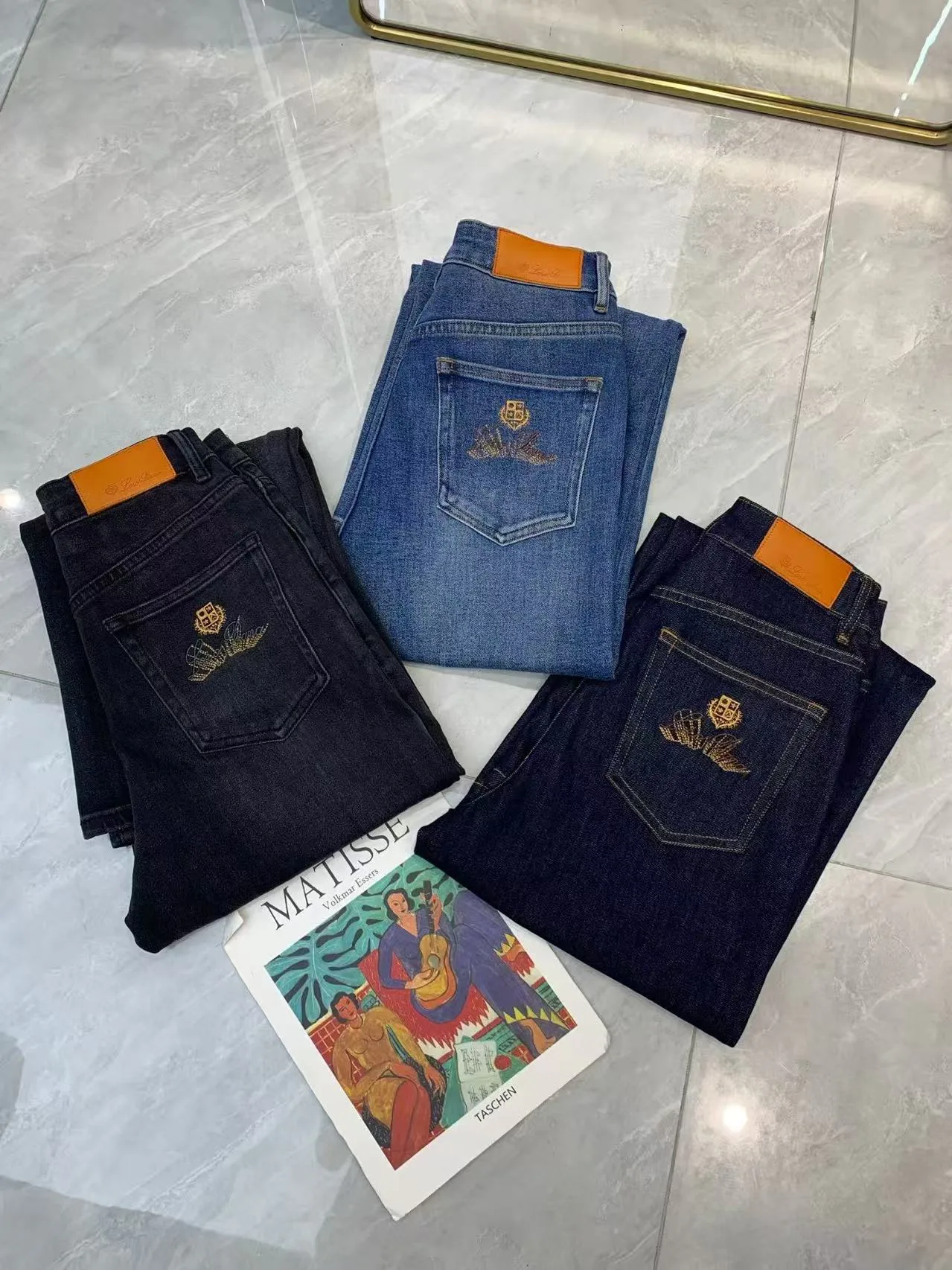 Джинсы Женские Loro Piana 18626733