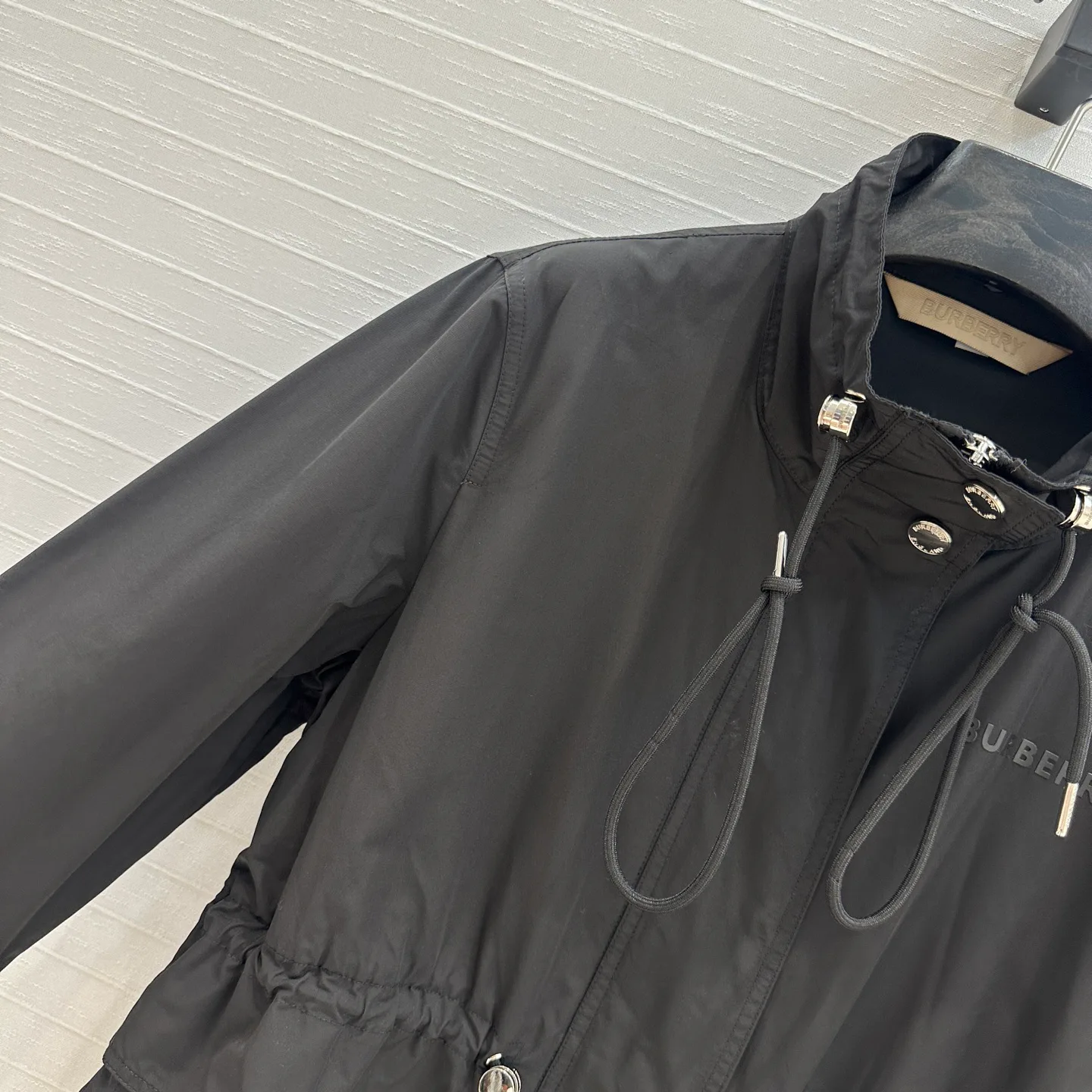 Куртки И Пуховики Женские Burberry 12093333