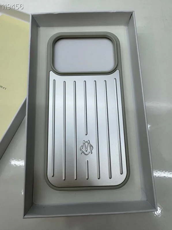 Обложки На Паспорт Rimowa 1239472