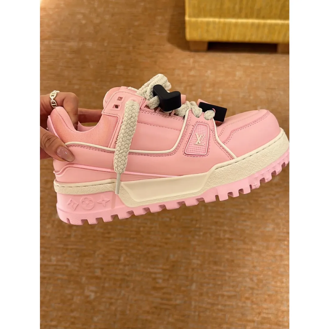 Кроссовки Женские Louis Vuitton 2461