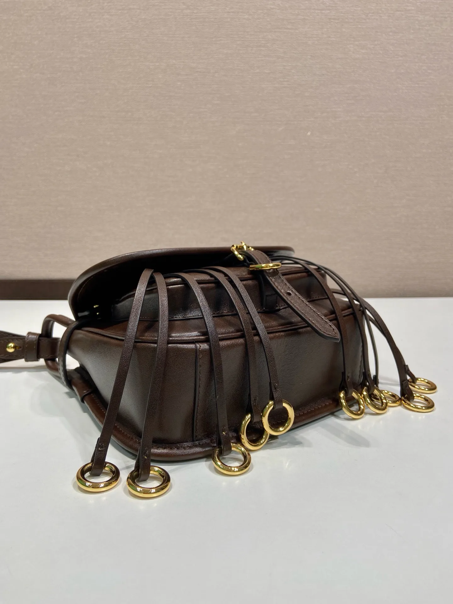 Классические Сумки Женские Prada 18184689