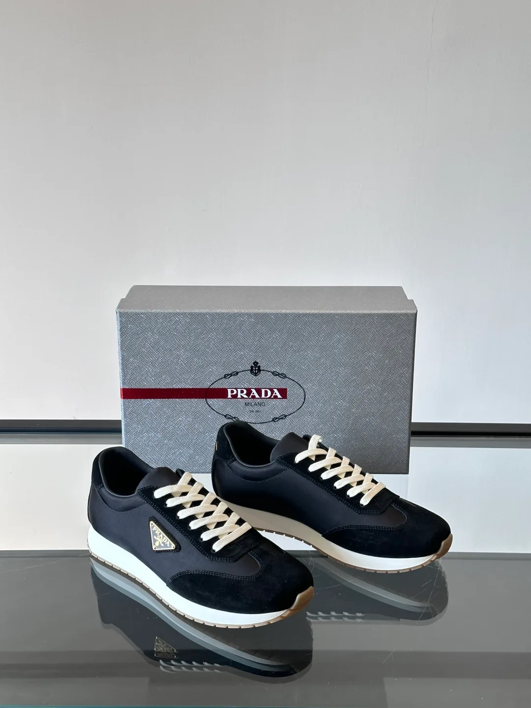 Кроссовки Мужские Prada 28197