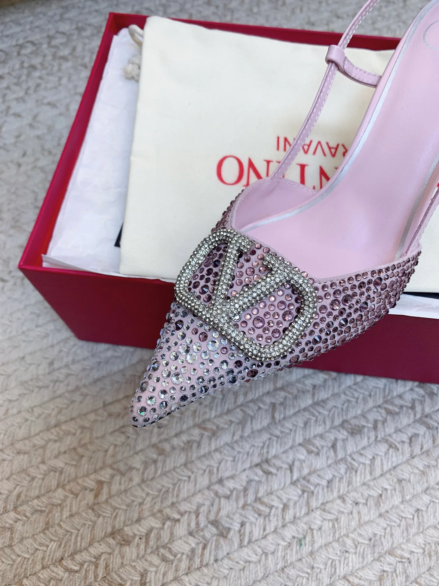 Босоножки Женские Valentino 19484612