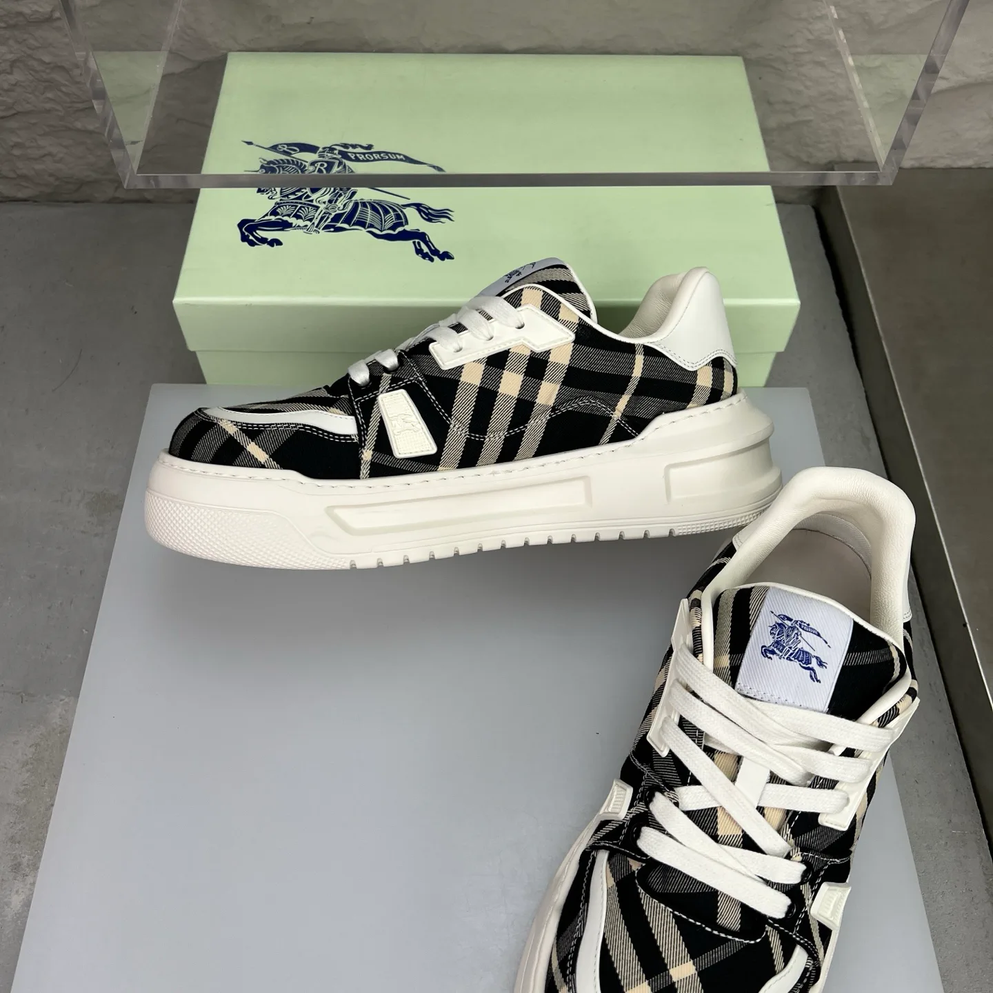 Кроссовки Мужские Burberry 11638117