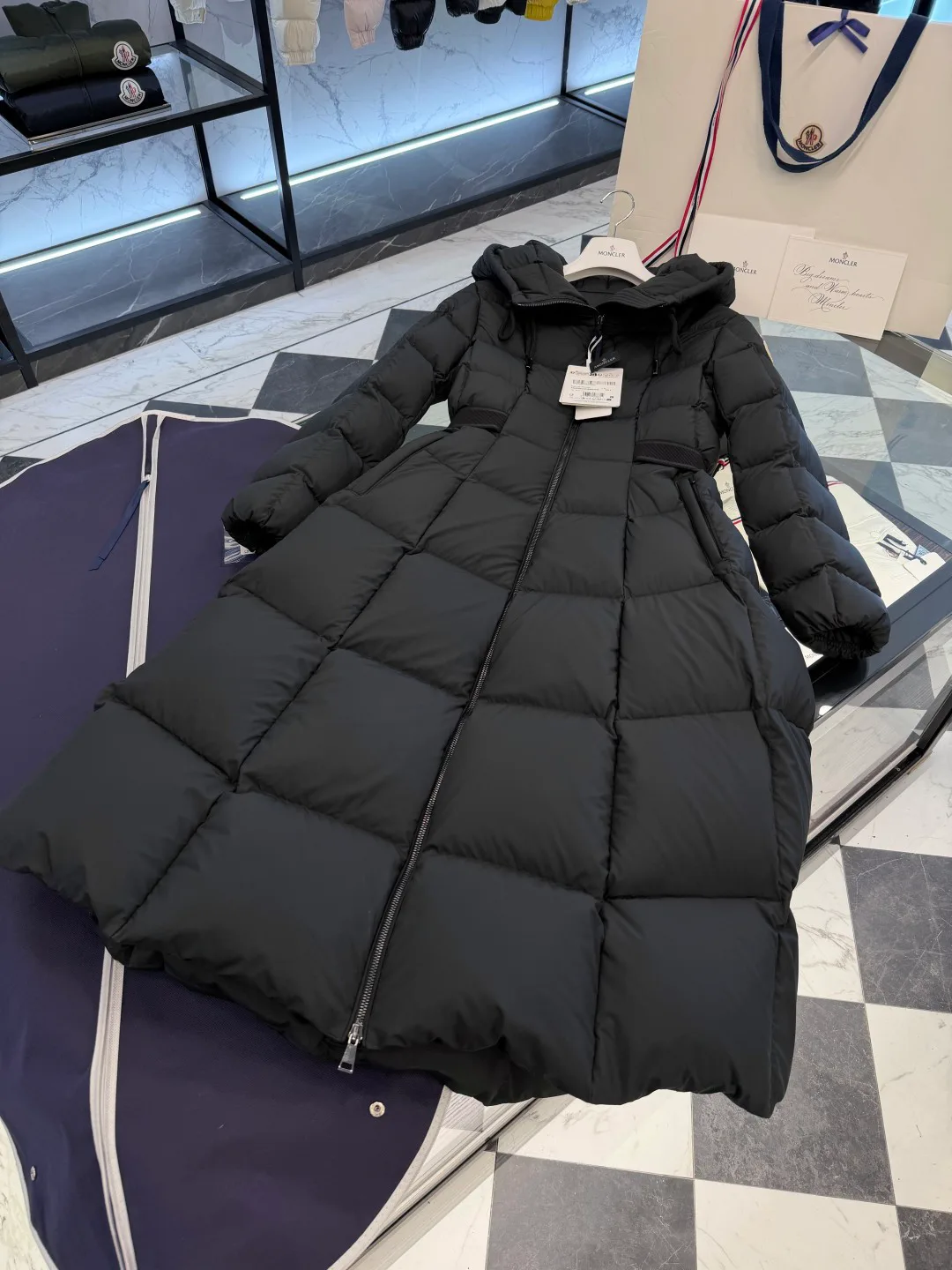 Куртки И Пуховики Женские Moncler 19080355