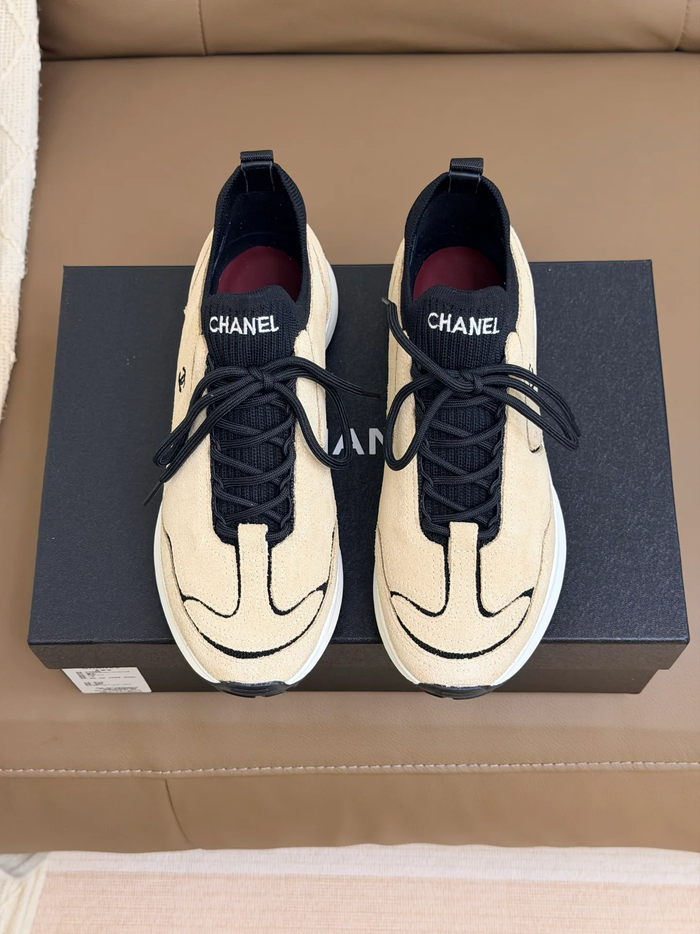 Кроссовки Женские Chanel 17510609