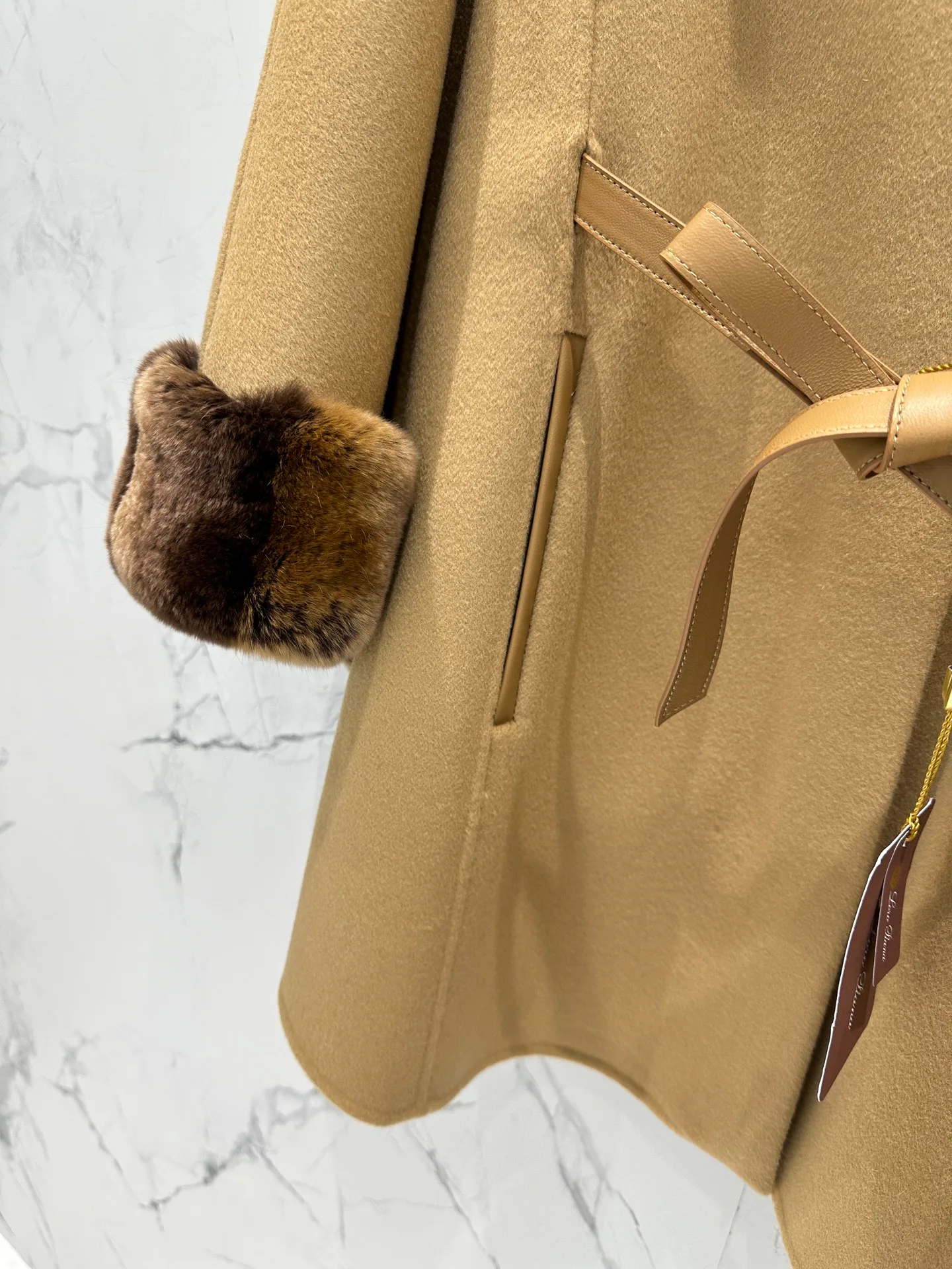 Пальто Женские Loro Piana 18513170