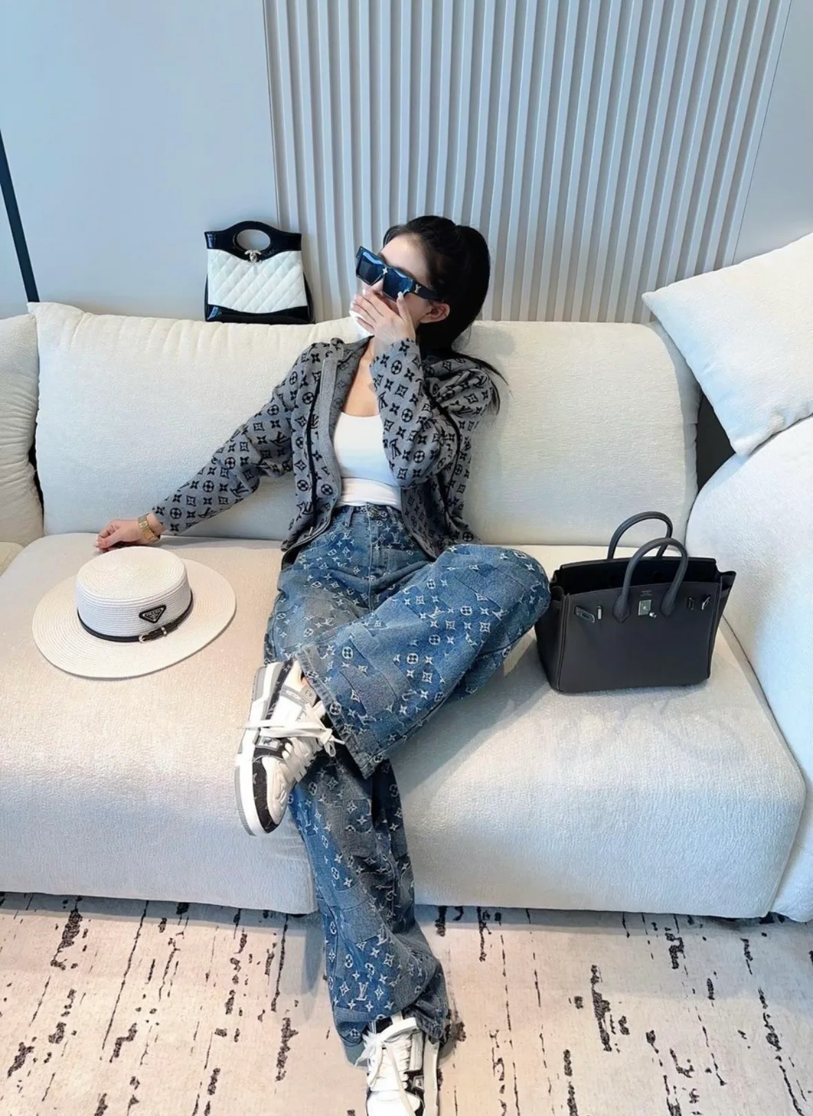 Джинсы Женские Louis Vuitton 5051028