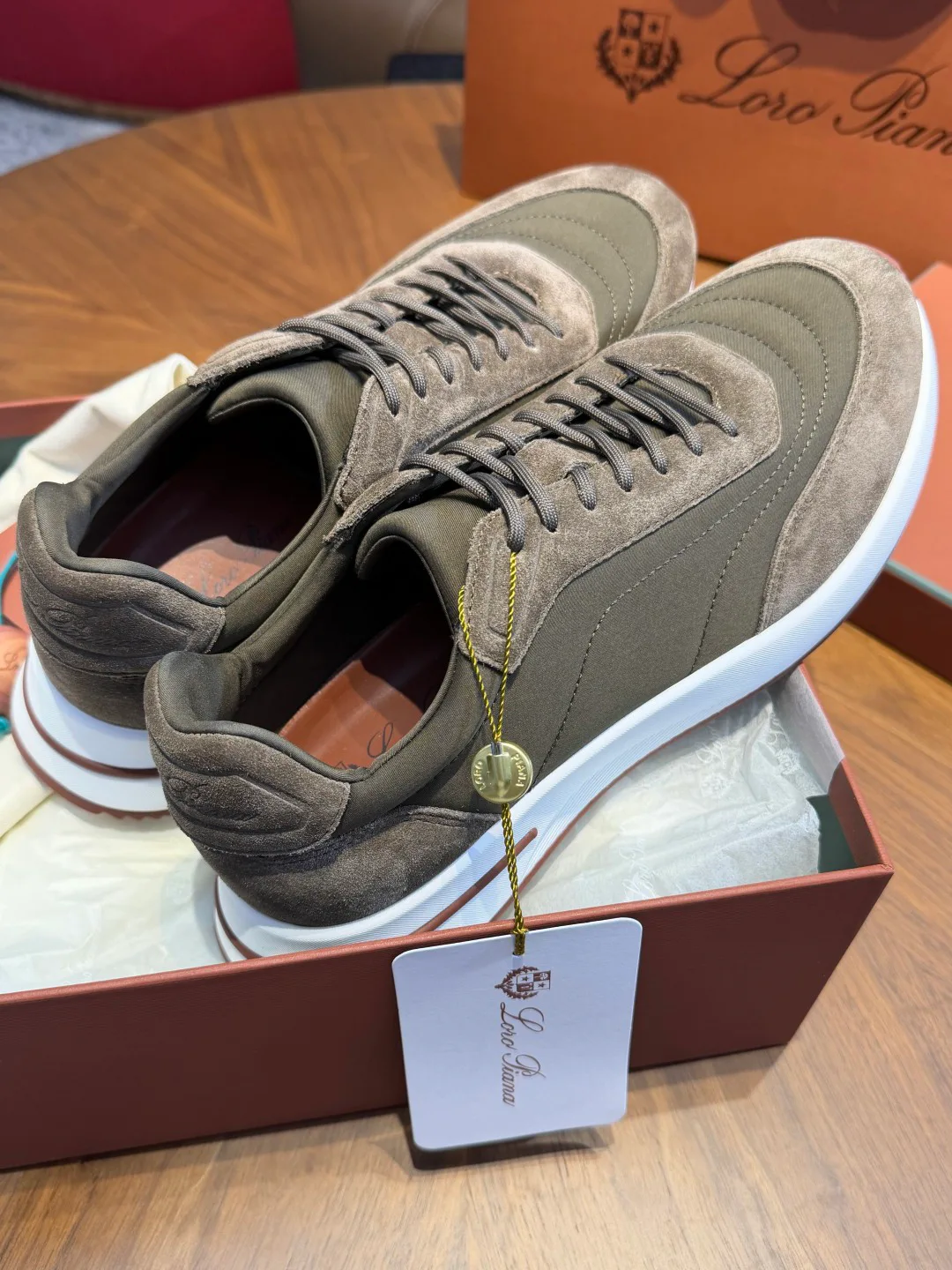 Кроссовки Мужские Loro Piana 17973395