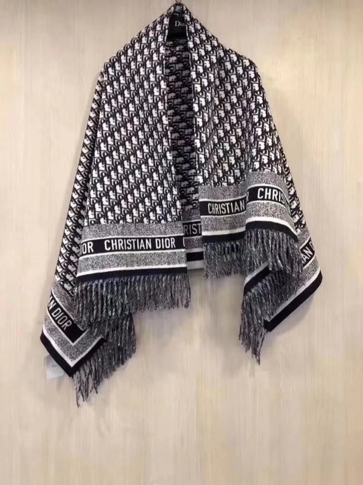 Шарфы Christian Dior 18275137