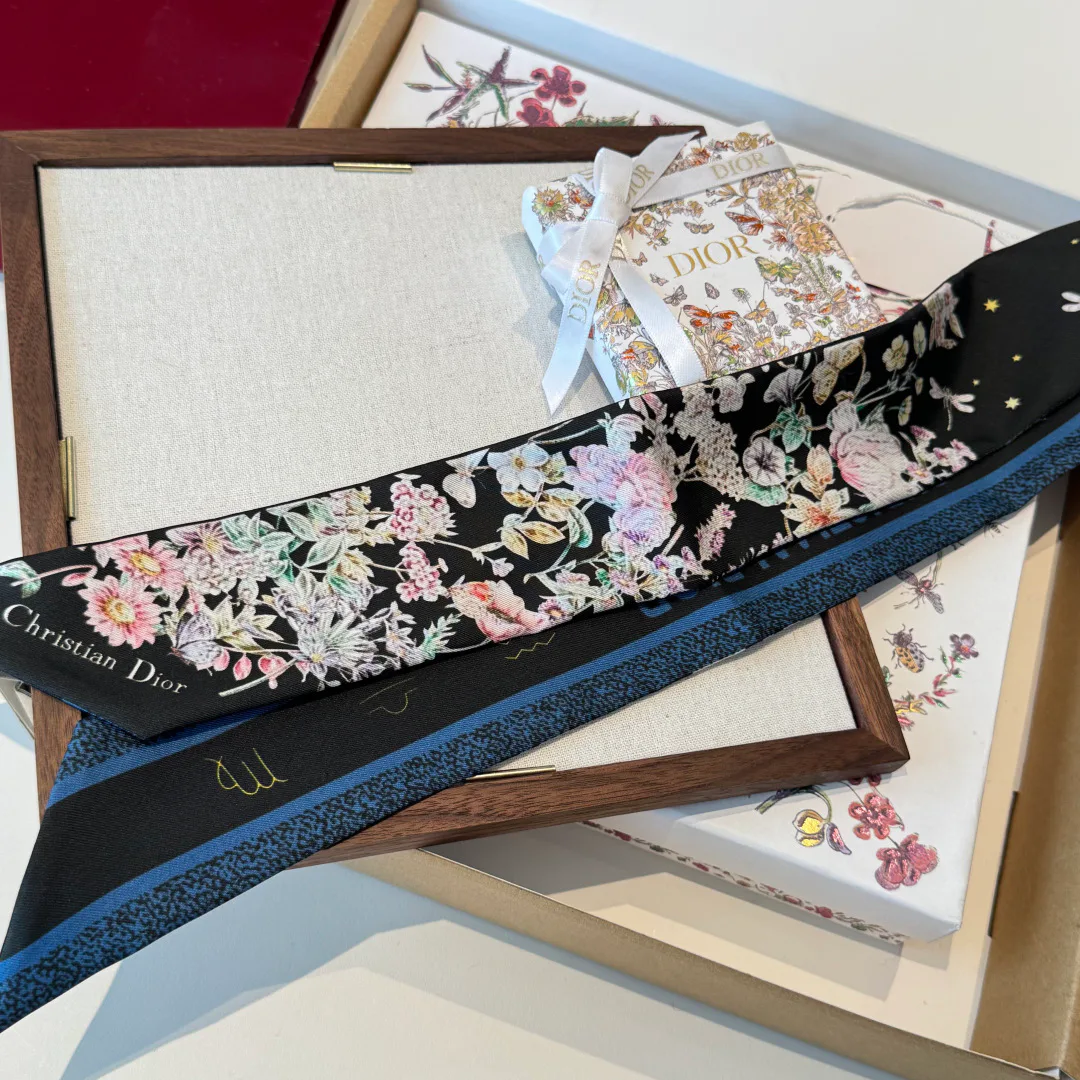 Платки Christian Dior 10416175
