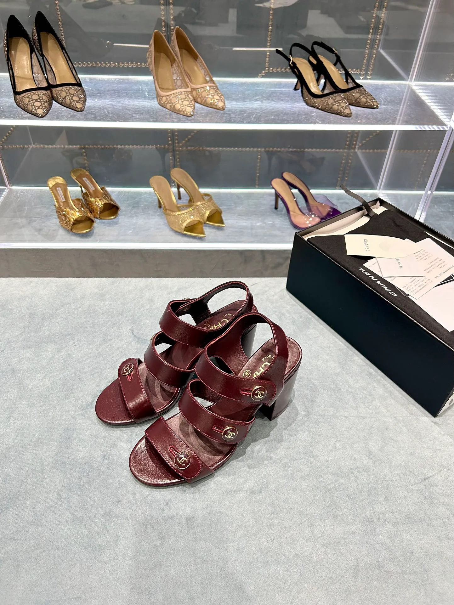 Босоножки Женские Chanel 10245368