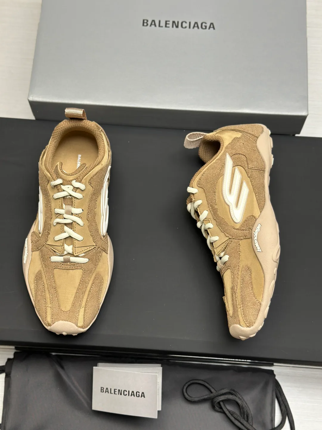 Кроссовки Женские Balenciaga 4705671
