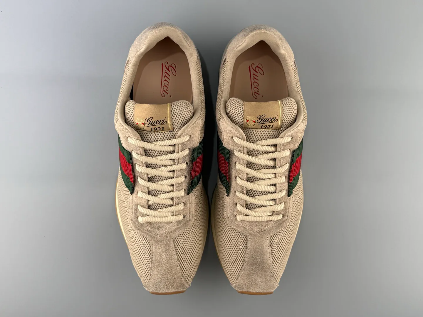 Кроссовки Женские Gucci 18583680