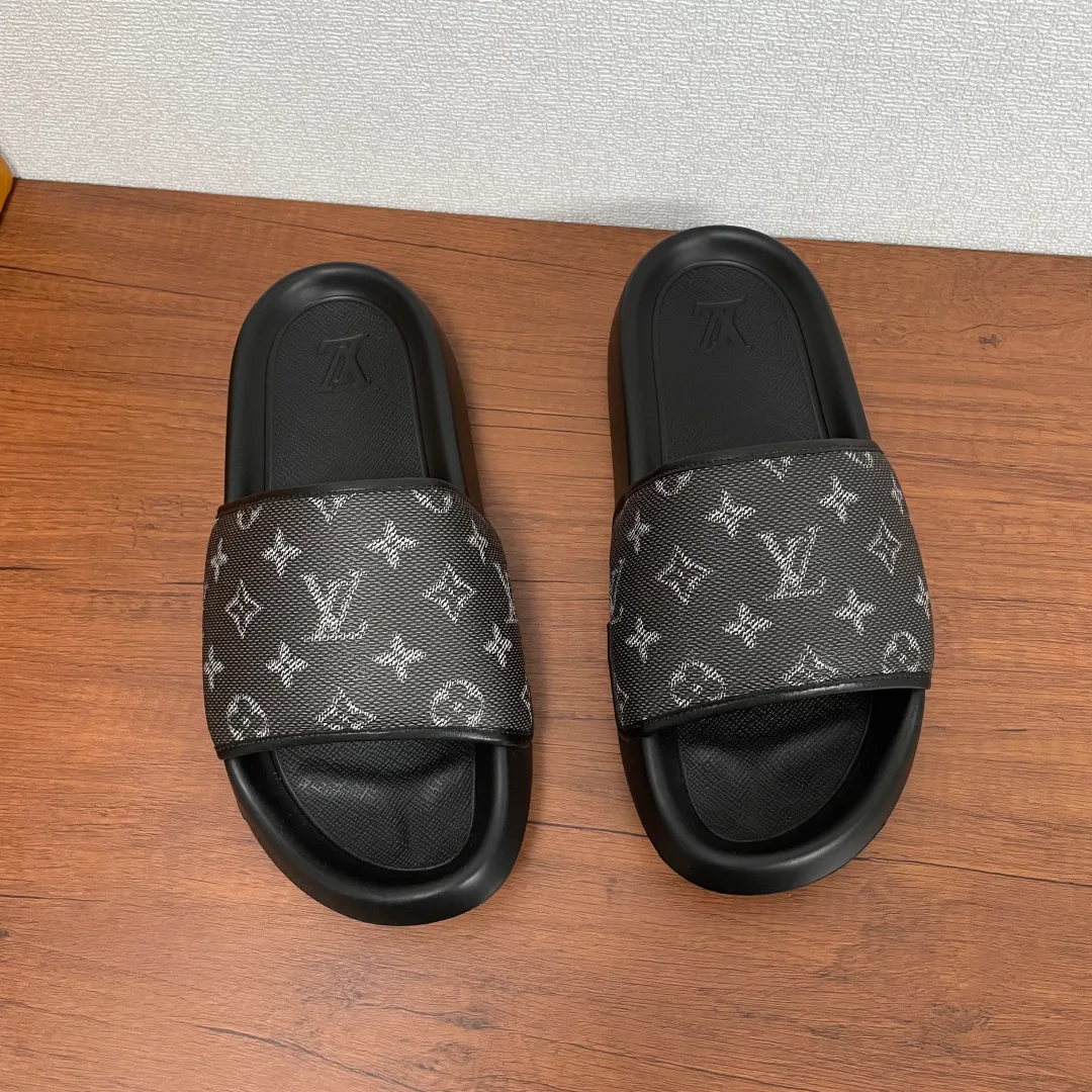 Шлепанцы Женские Louis Vuitton 74072