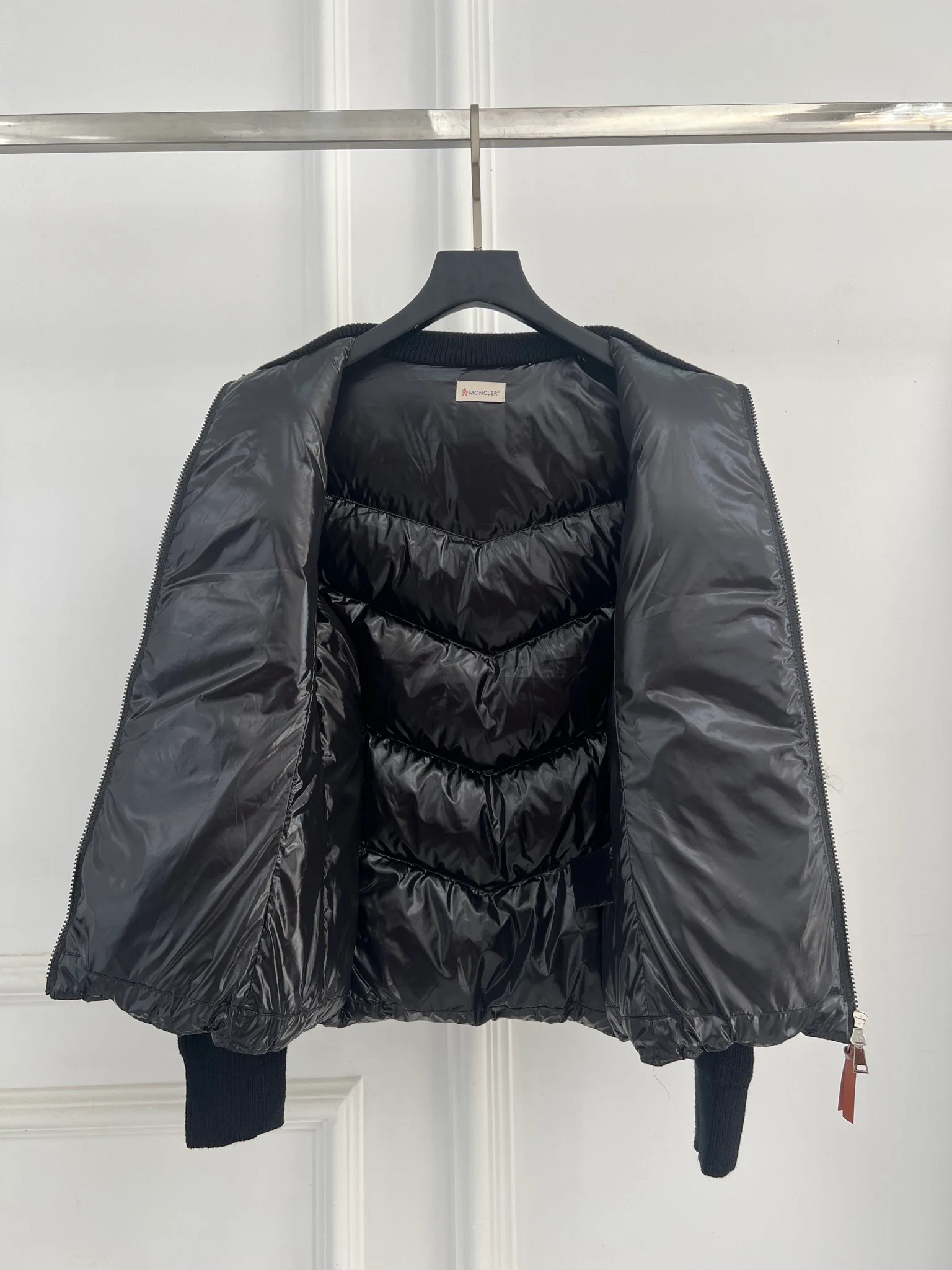Куртки И Пуховики Женские Moncler 18415617