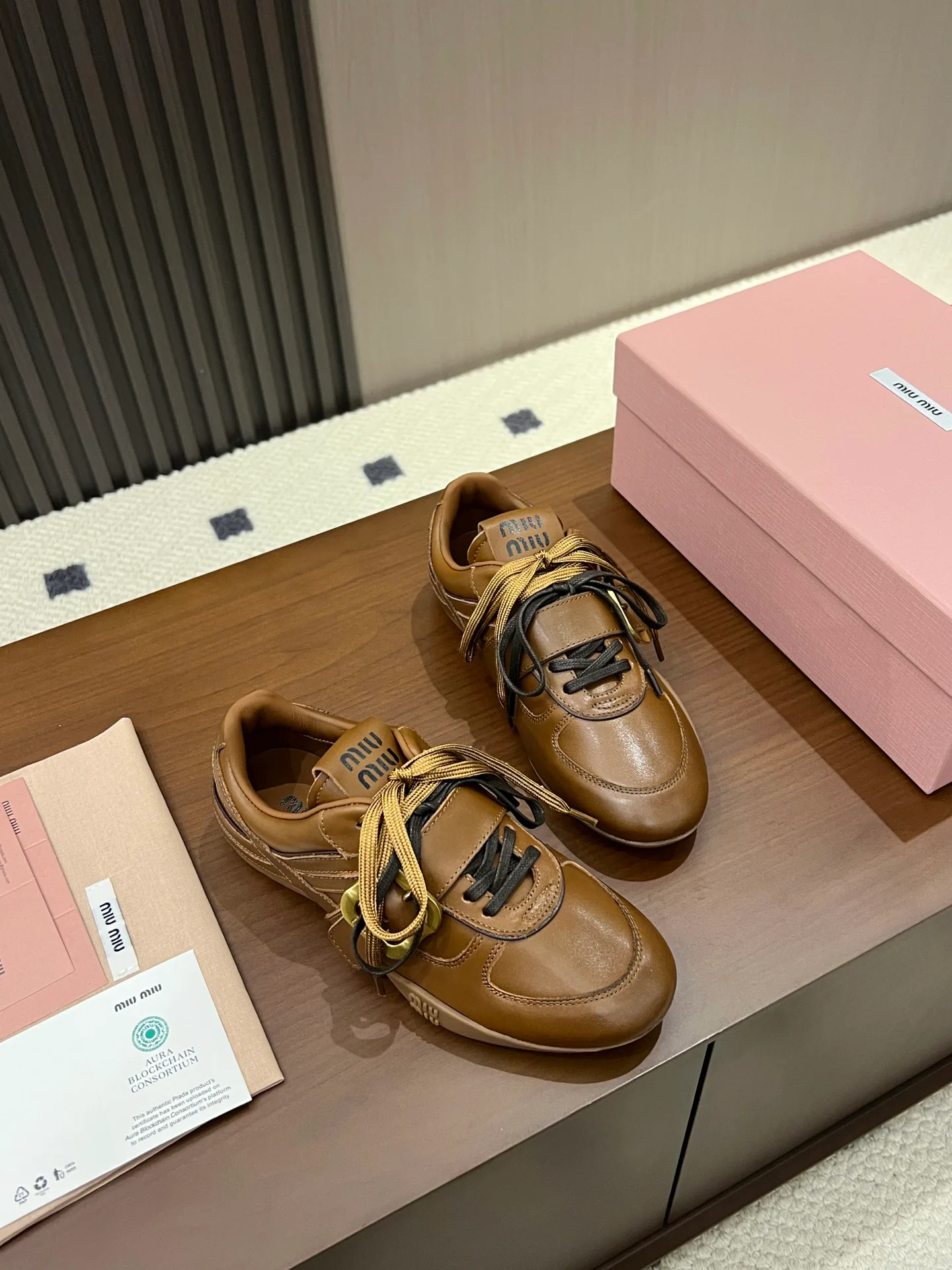 Кроссовки Женские Miu Miu 17968594