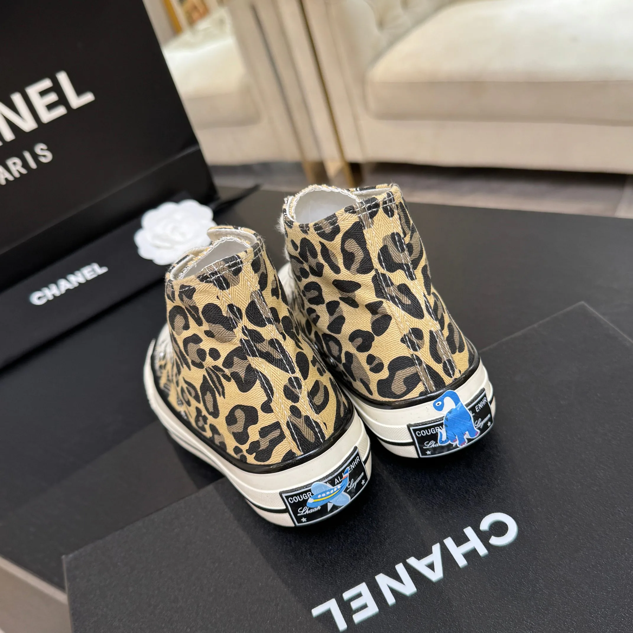 Кроссовки Женские Chanel 18062553