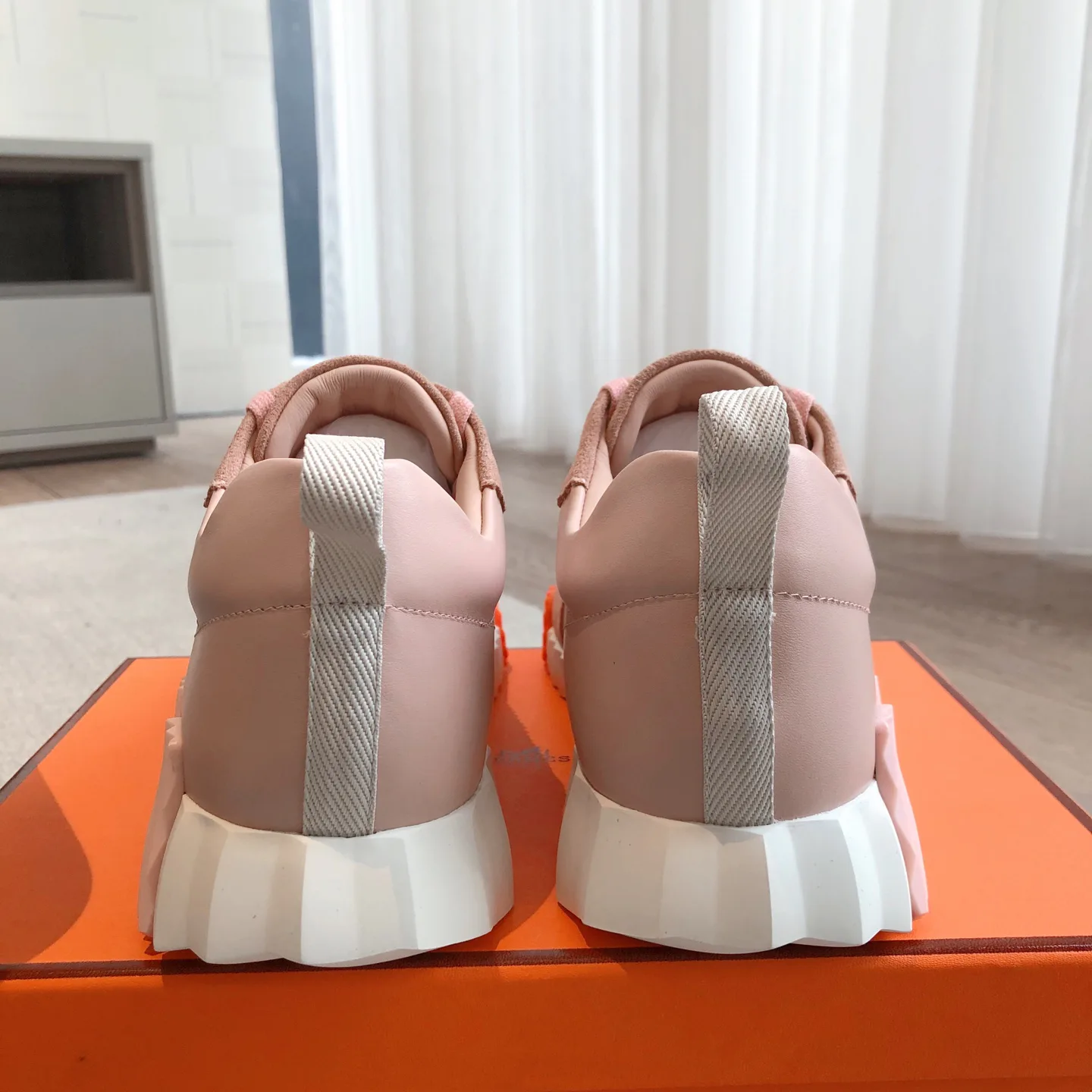 Кроссовки Женские Hermes 1154446