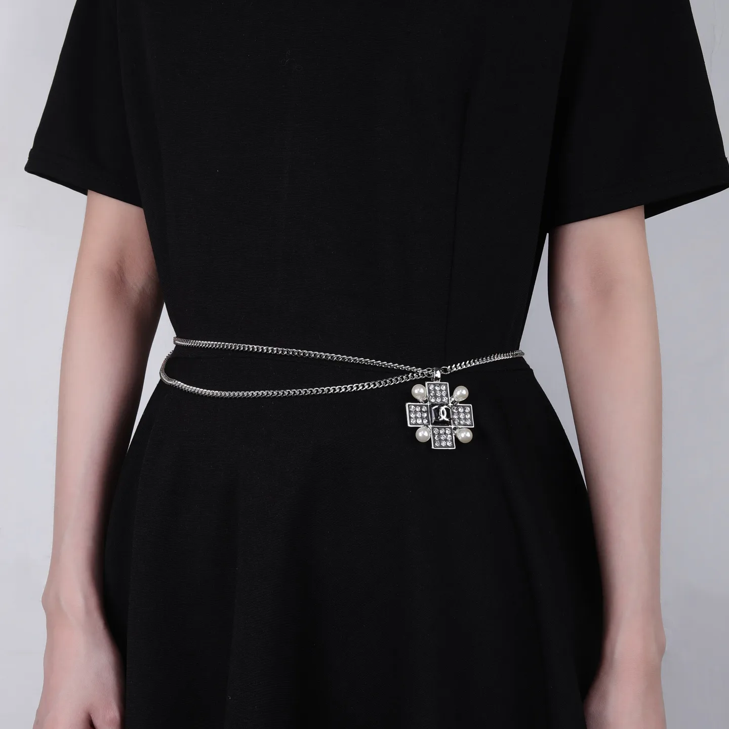 Бижутерия Chanel 17612925