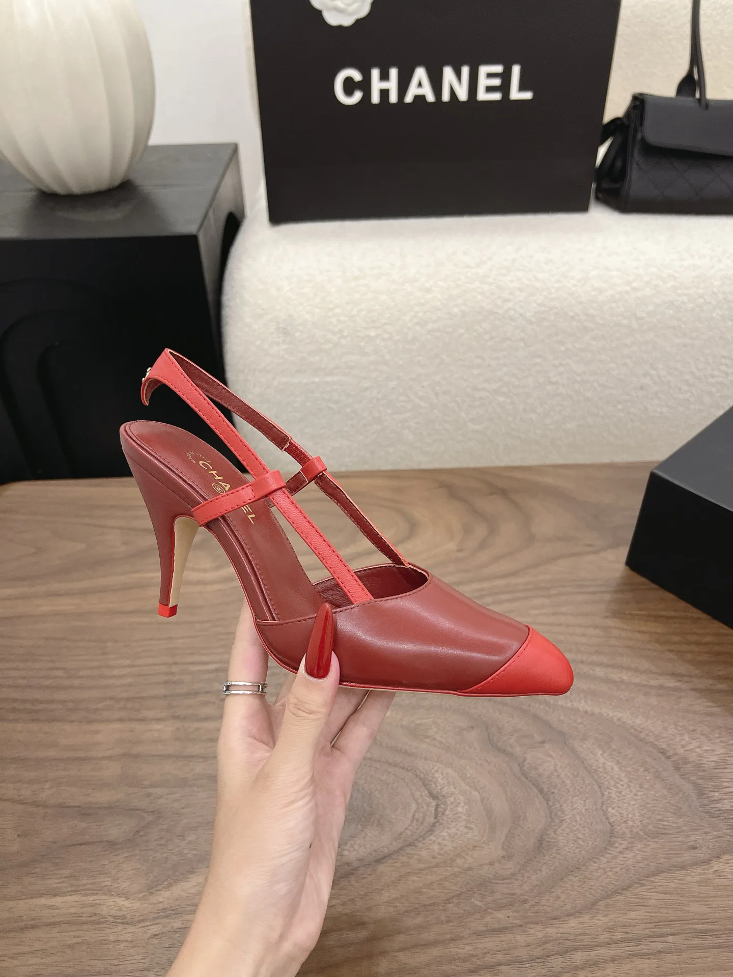 Туфли Женские Chanel 17582732