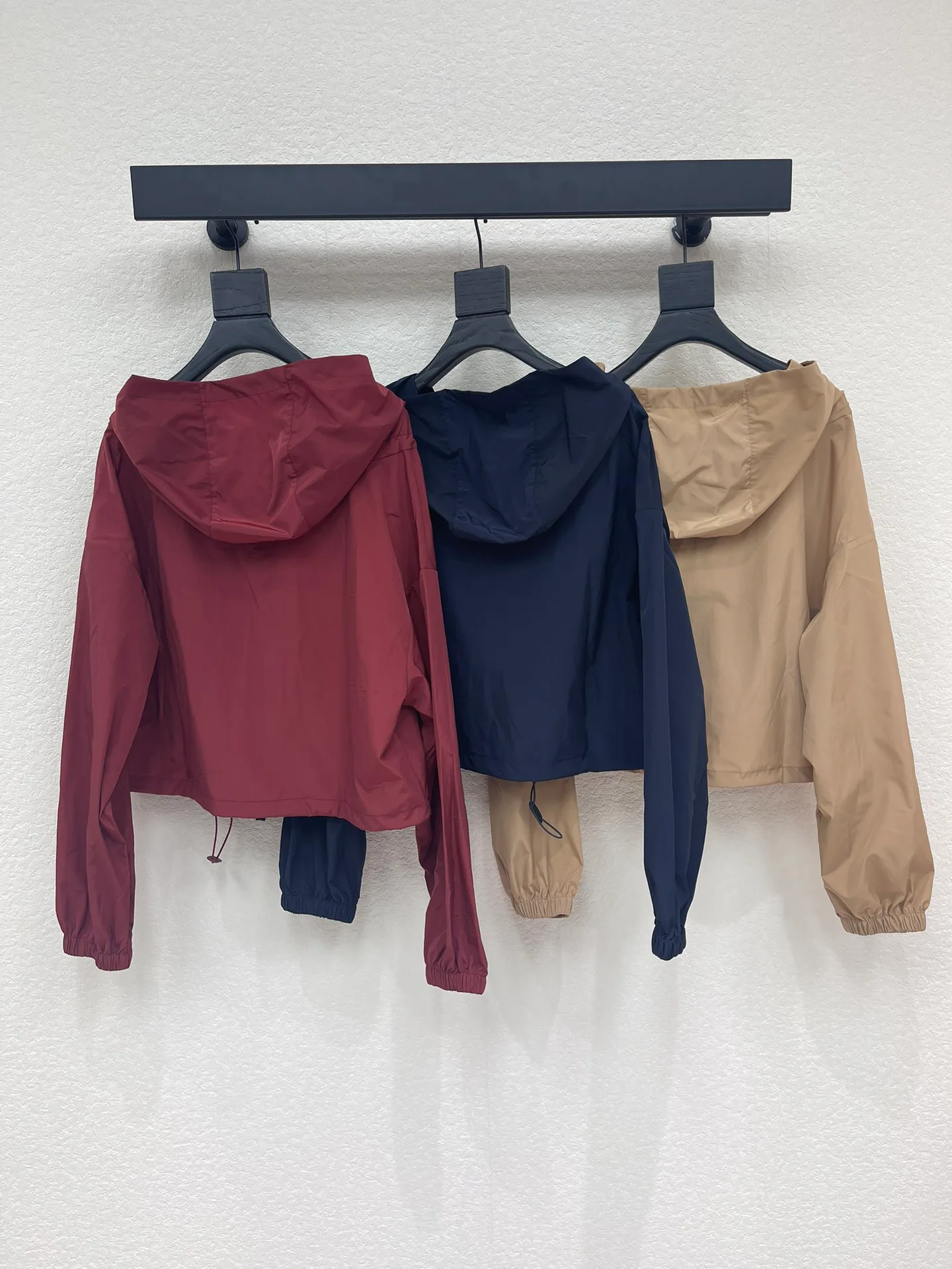 Куртки И Пуховики Женские Miu Miu 10648277