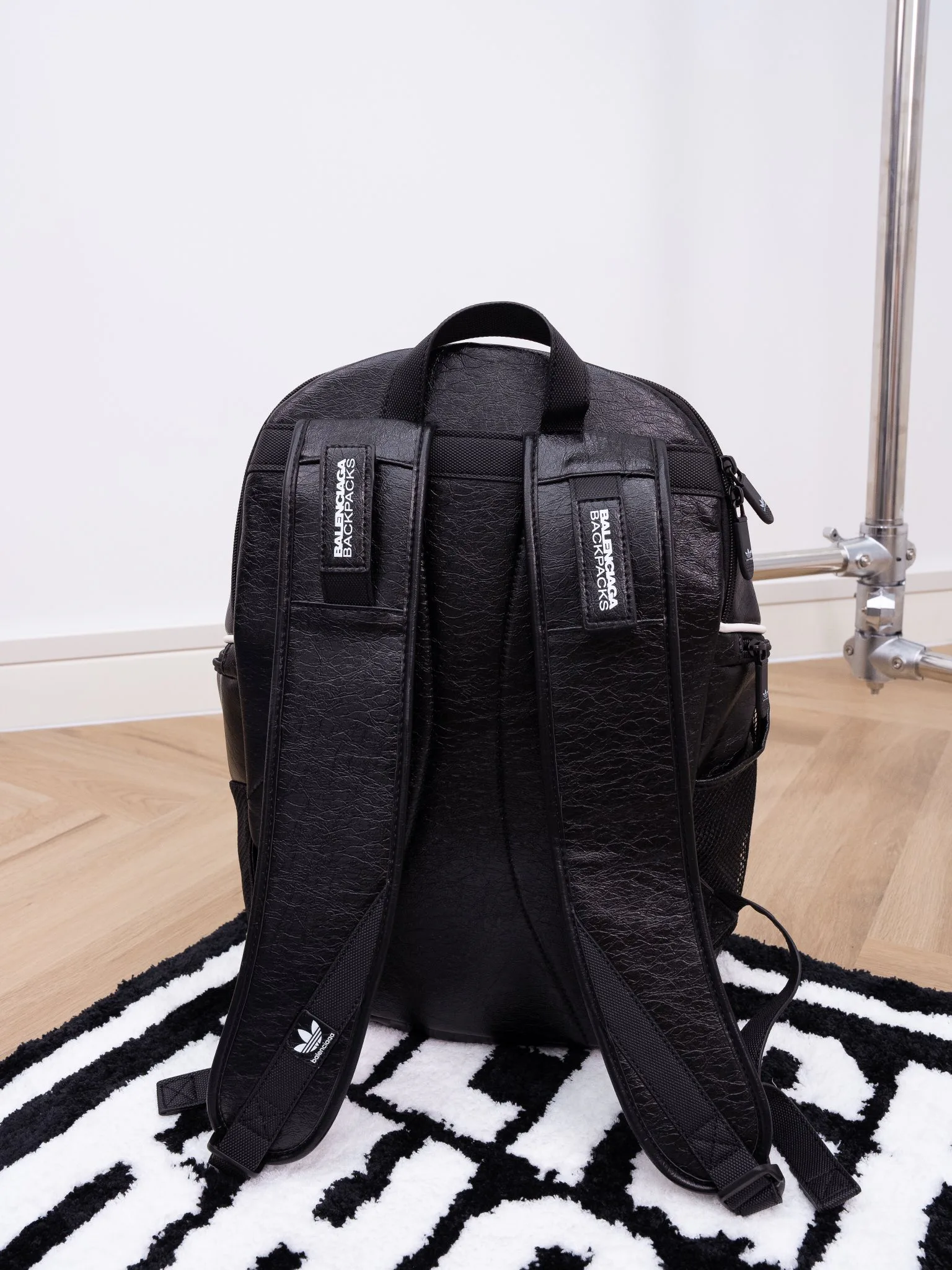 Рюкзаки Женские Balenciaga 18136525