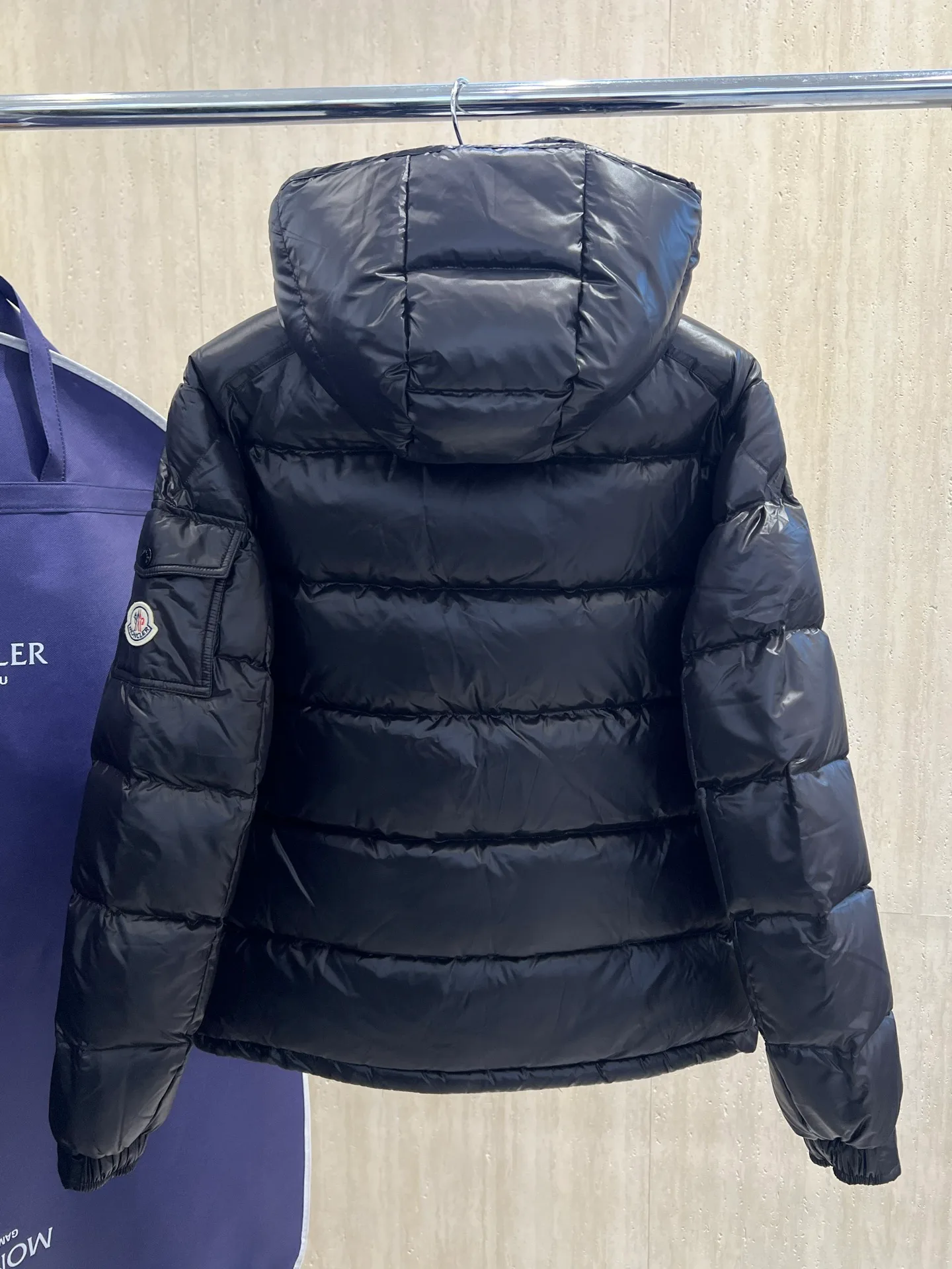 Куртки И Пуховики Женские Moncler 18723403
