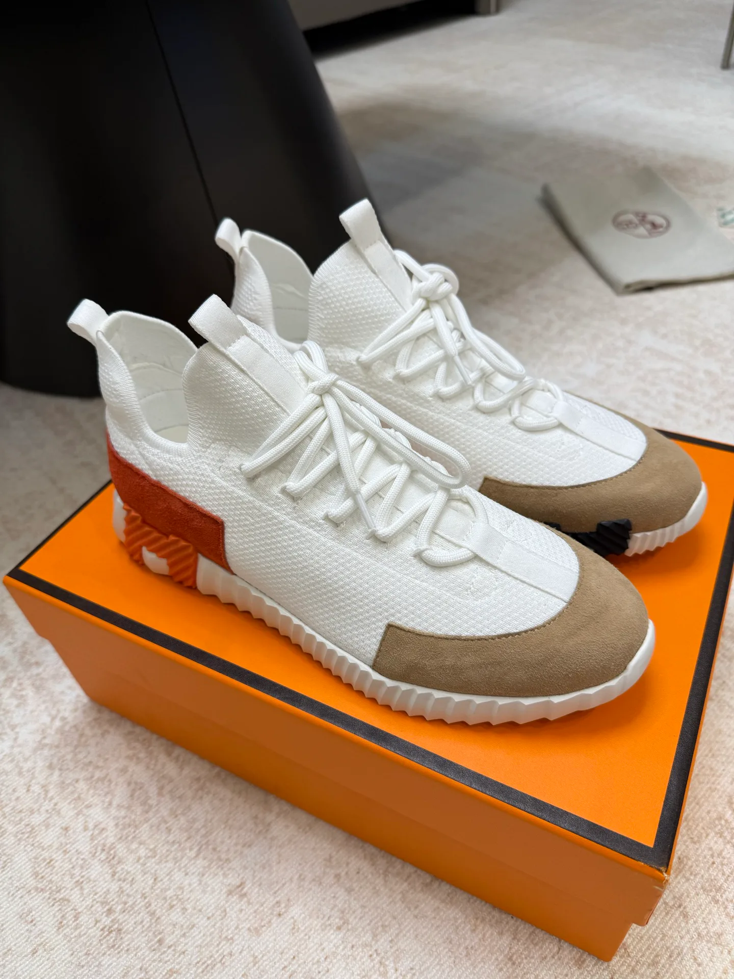 Кроссовки Женские Hermes 11628828